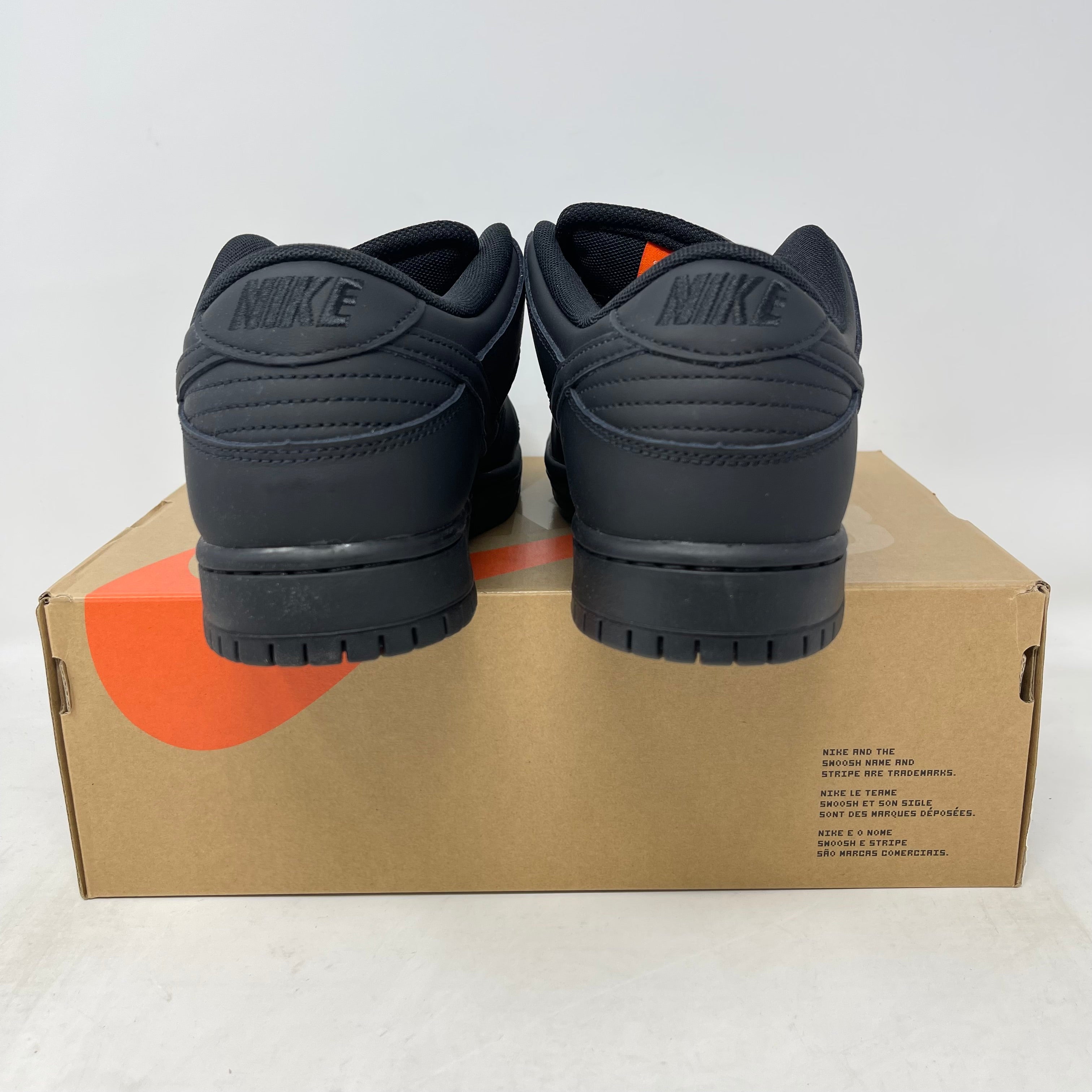 Nike SB Dunk Low Pro Triple Black
