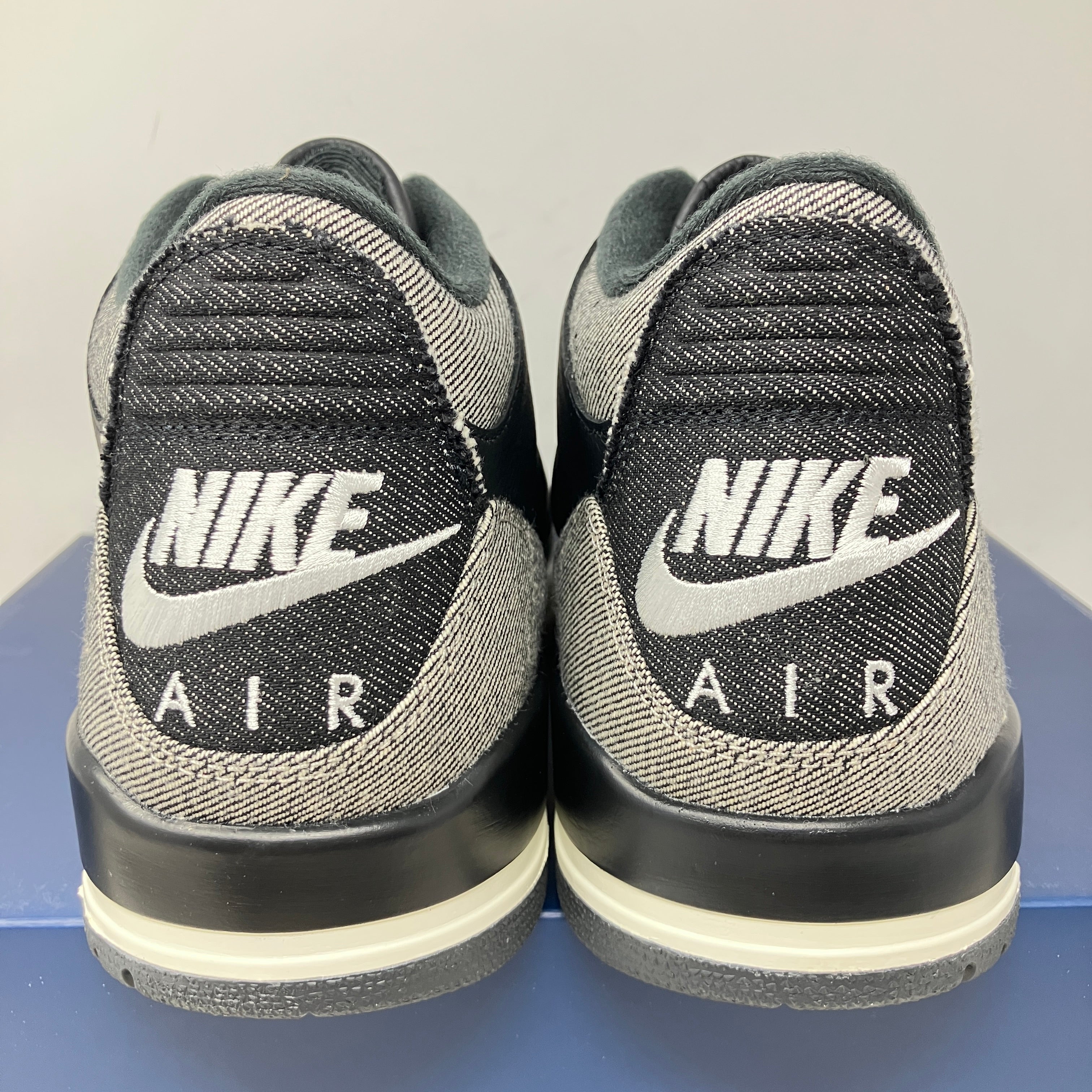 Jordan 3 Retro Levi’s Black