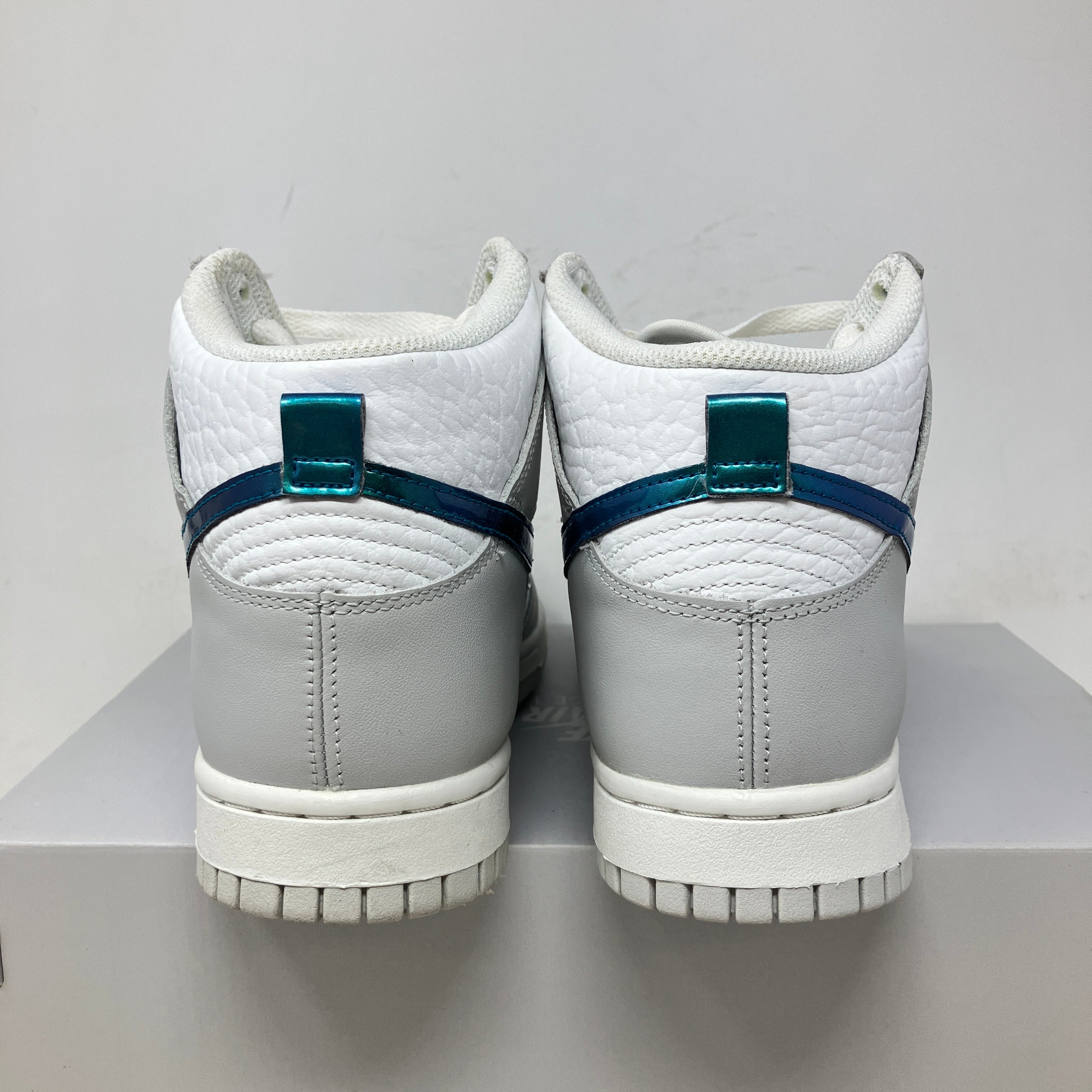 Nike Dunk High FLS (Women's)