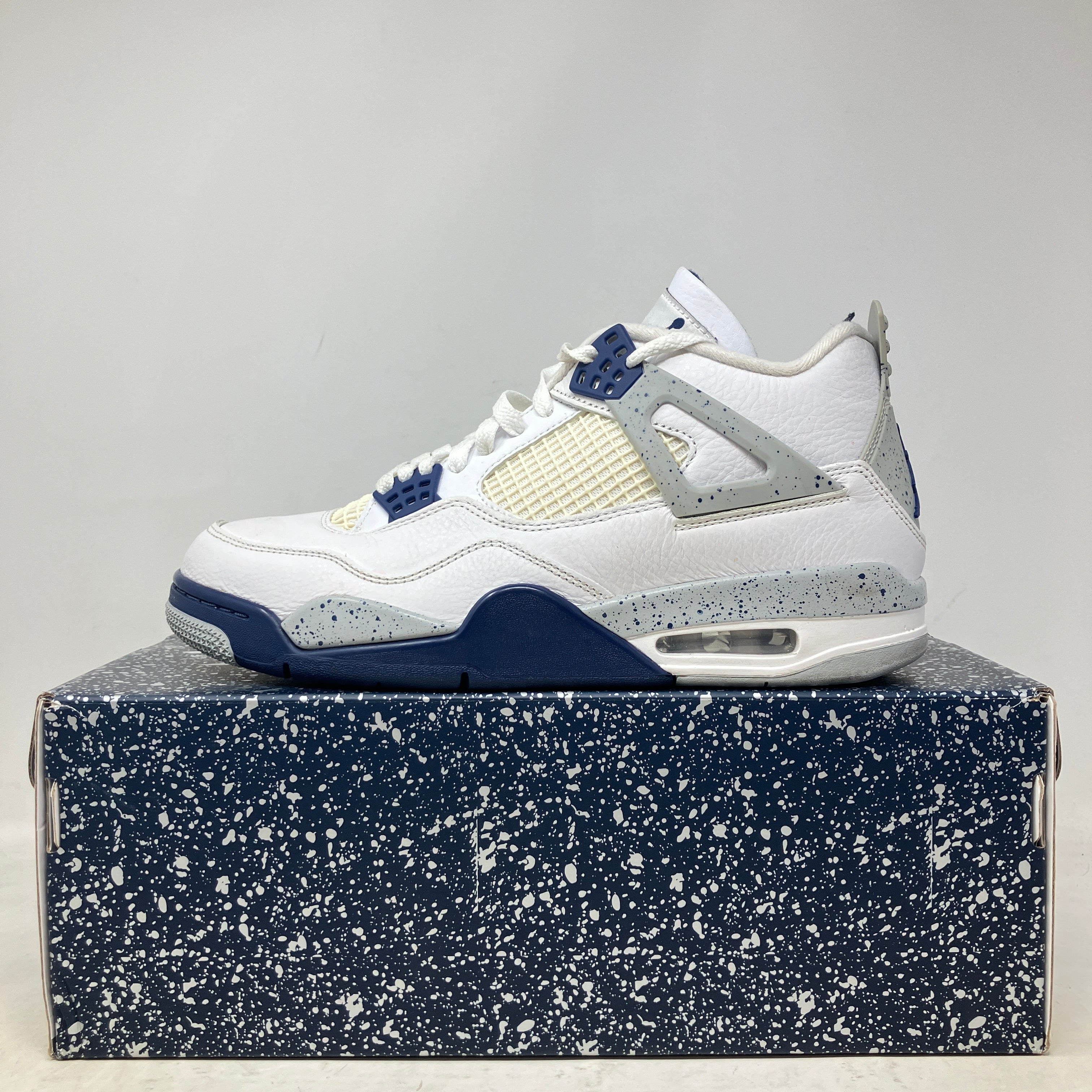Jordan 4 Retro Midnight Navy