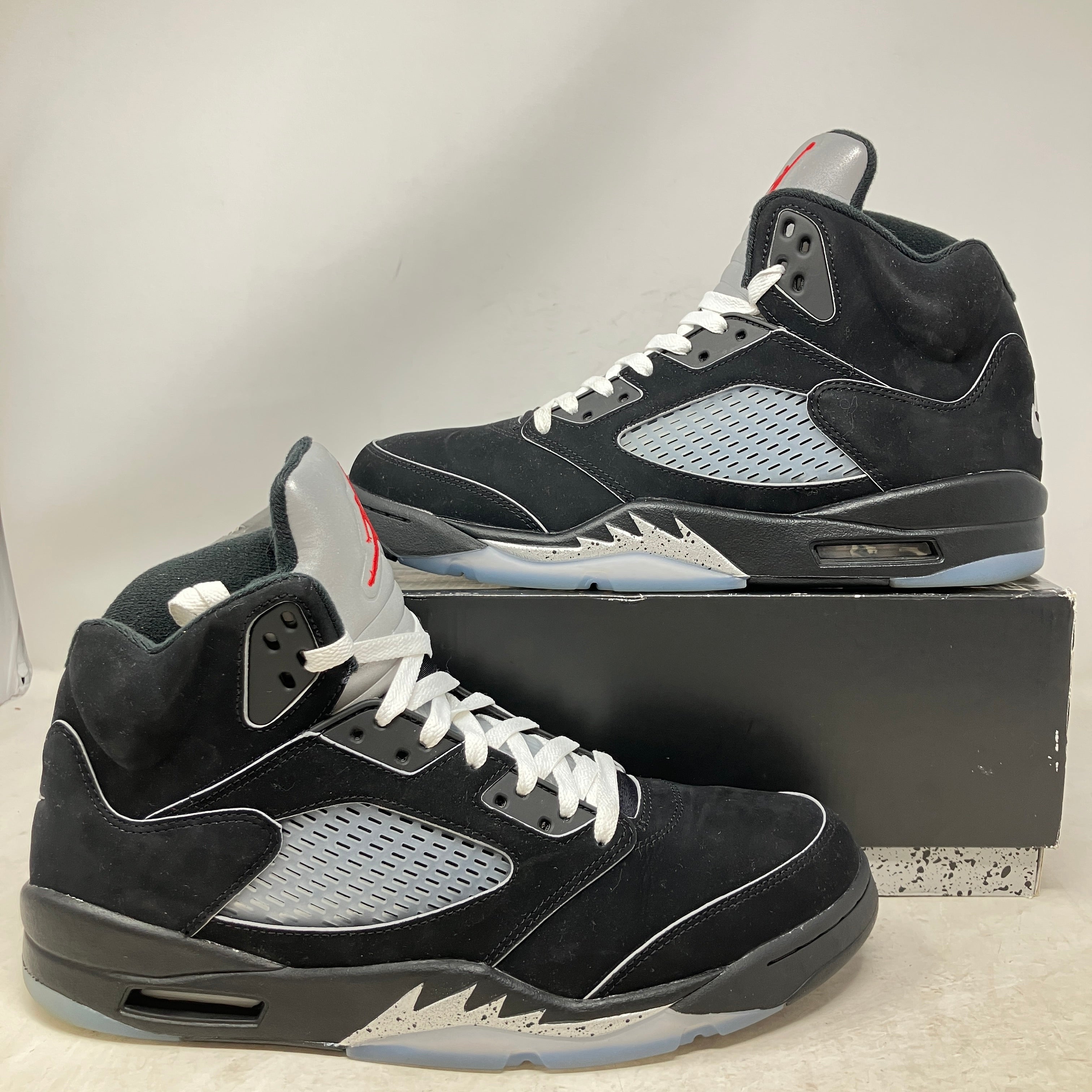 Jordan 5 Retro OG Black Metallic Reimagined