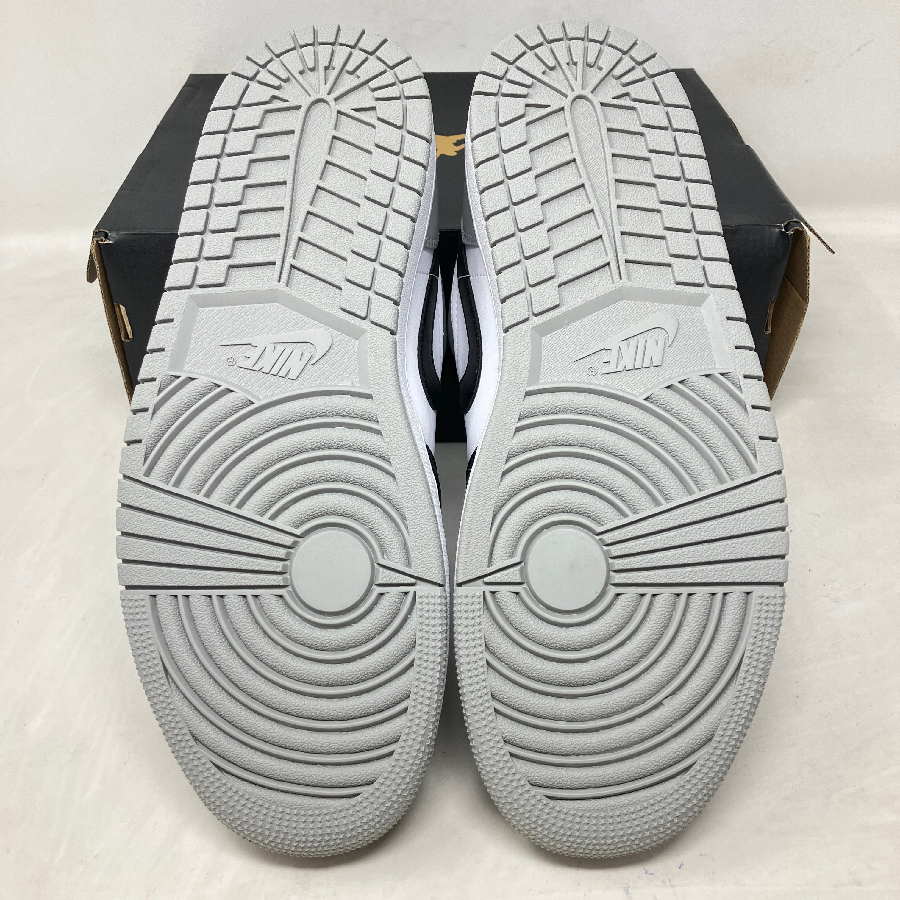 Jordan 1 Low Shadow Toe