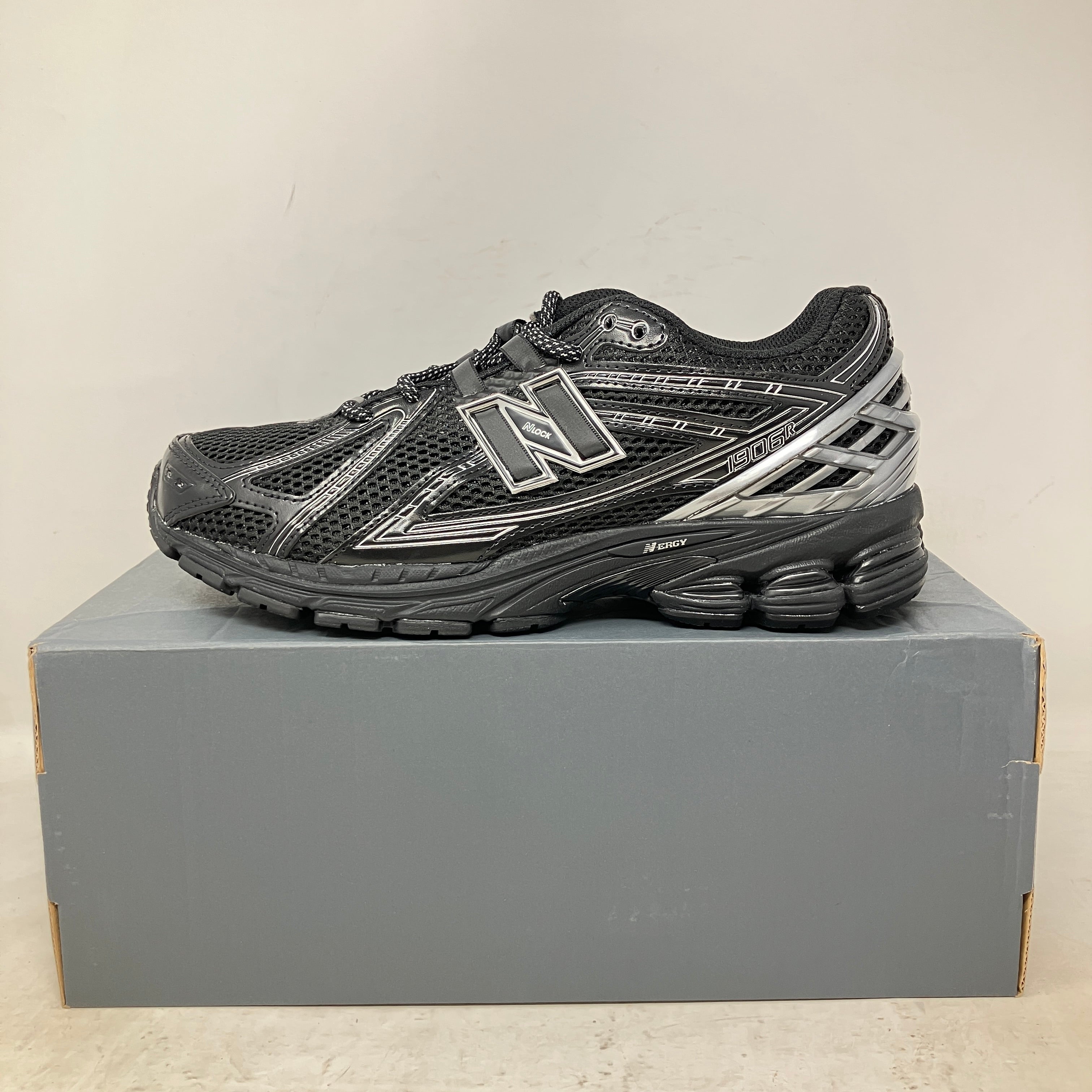 New Balance 1906R Black Silver