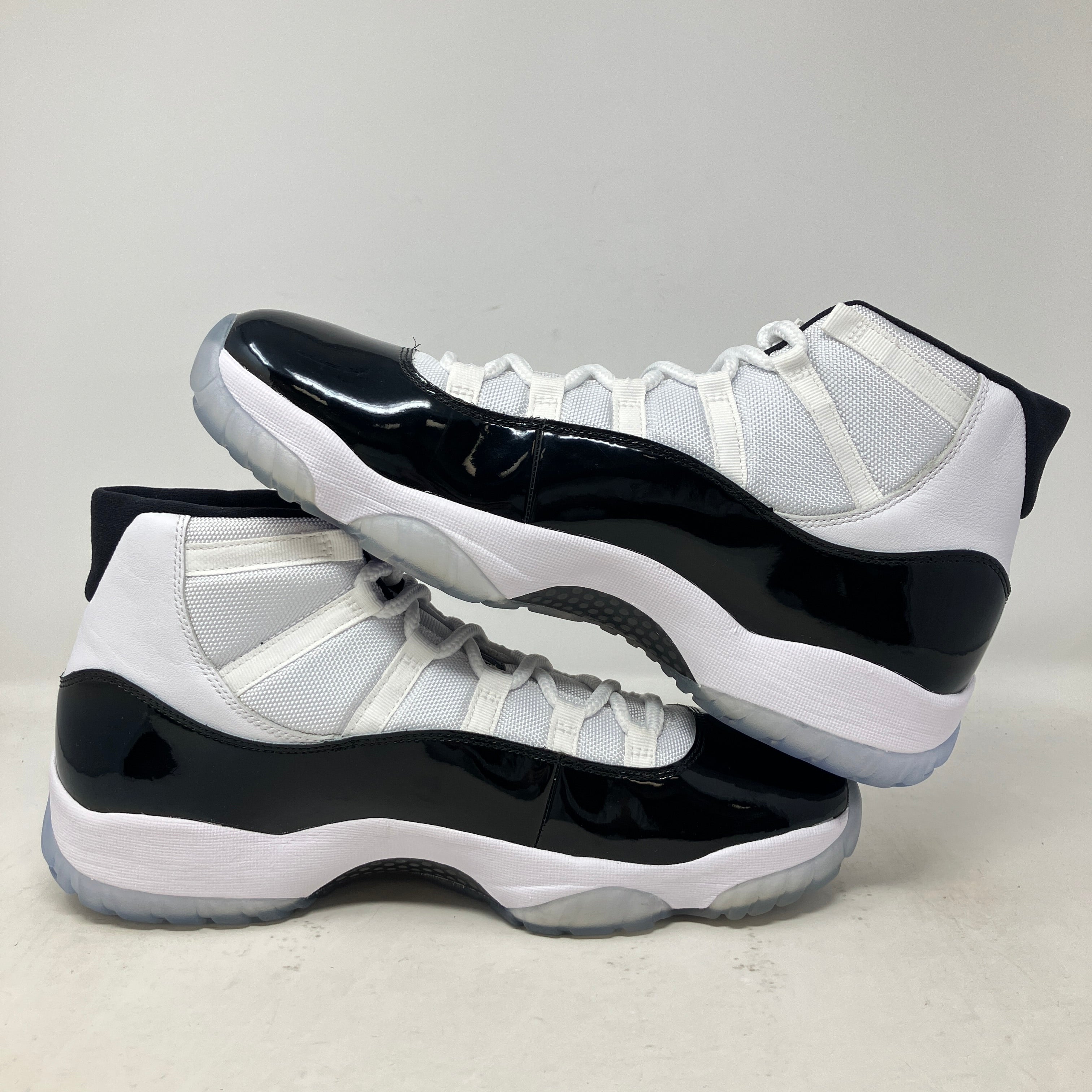 Jordan 11 Retro Concord (2018)