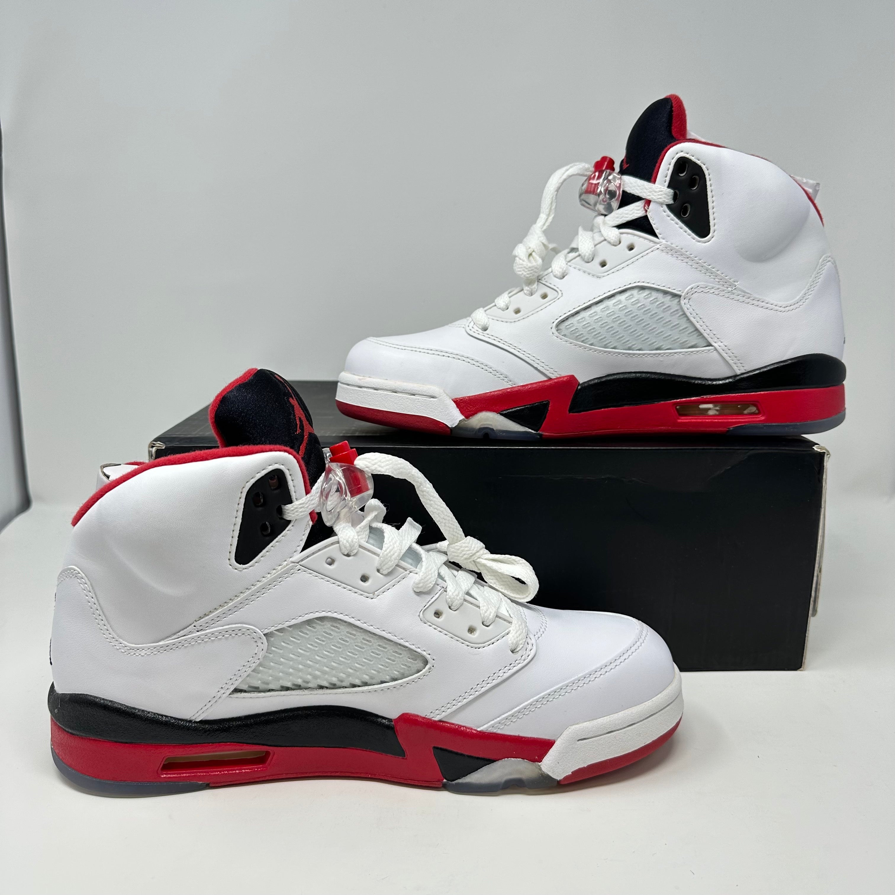 Jordan 5 Retro Fire Red Black Tongue (2013)