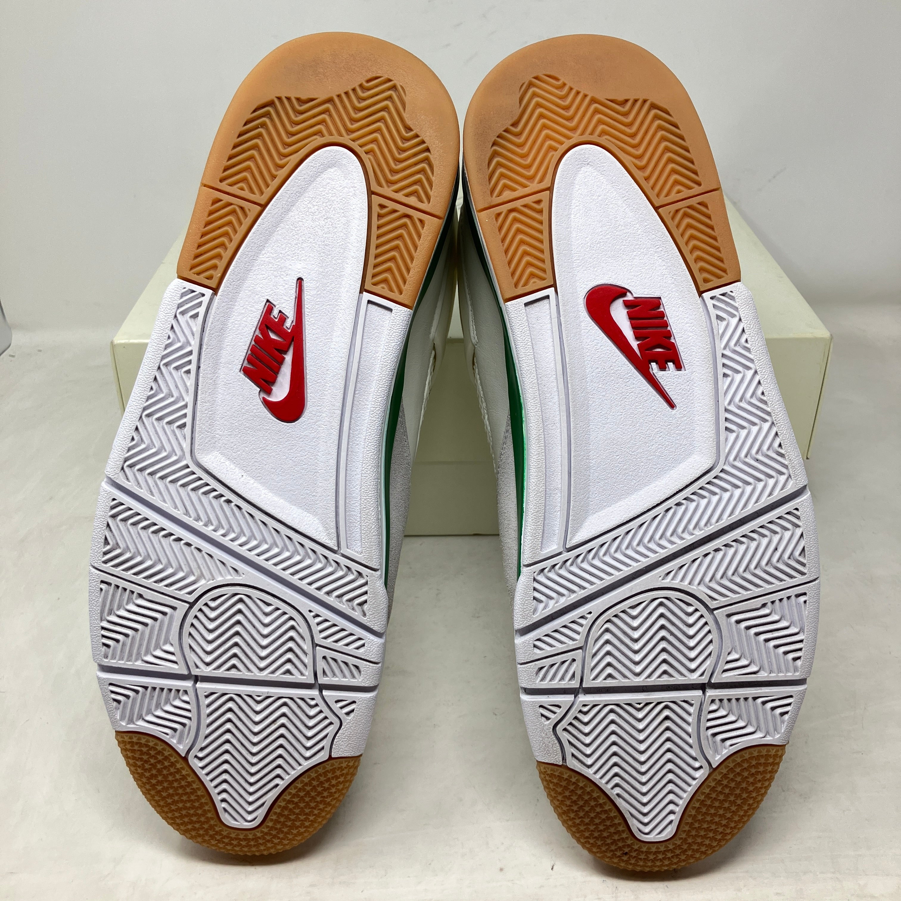 Jordan 4 Retro SB Pine Green