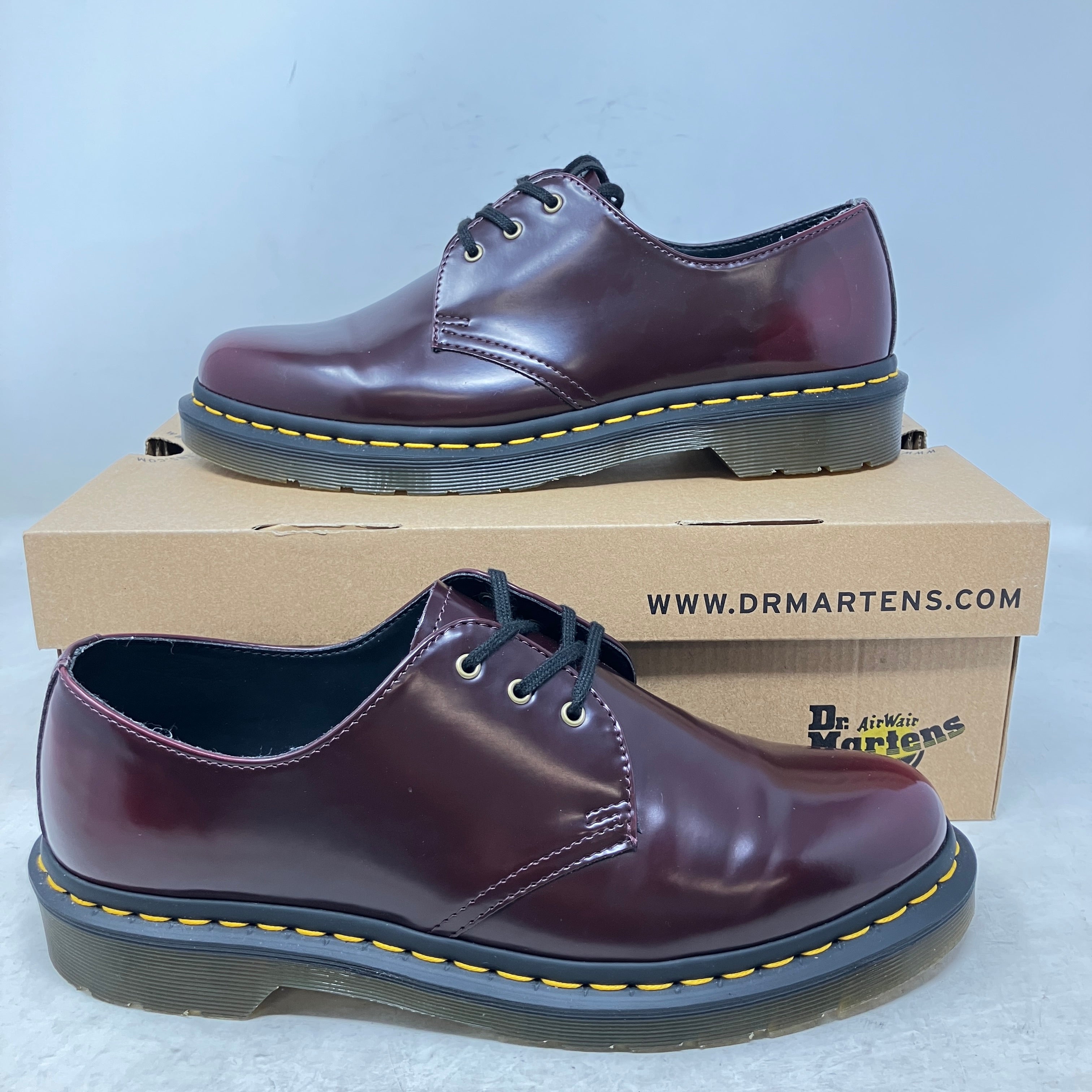 Dr Martens 3 Loch 1461 Cherry Red Vegan