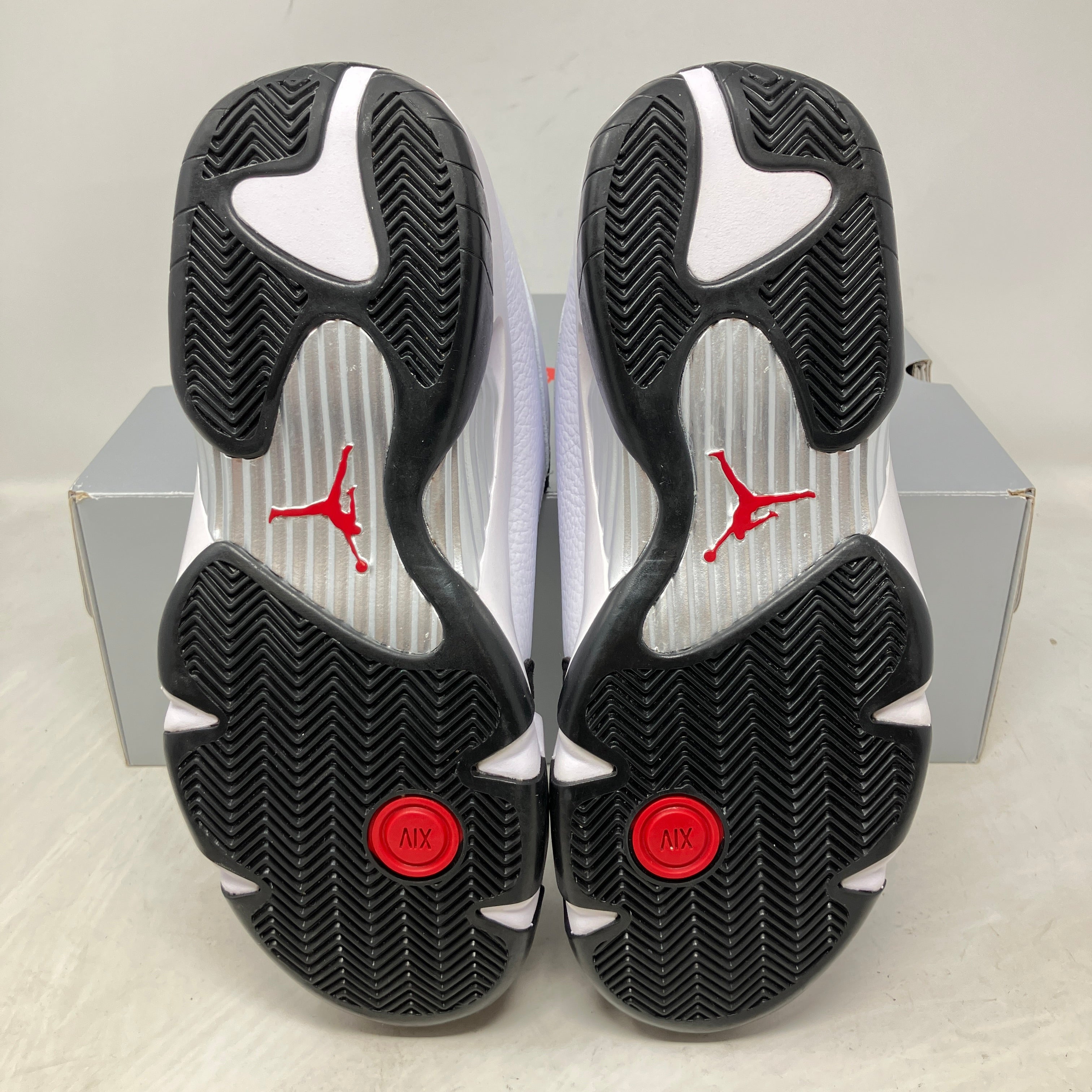 Jordan 14 Retro Black Toe (2024)