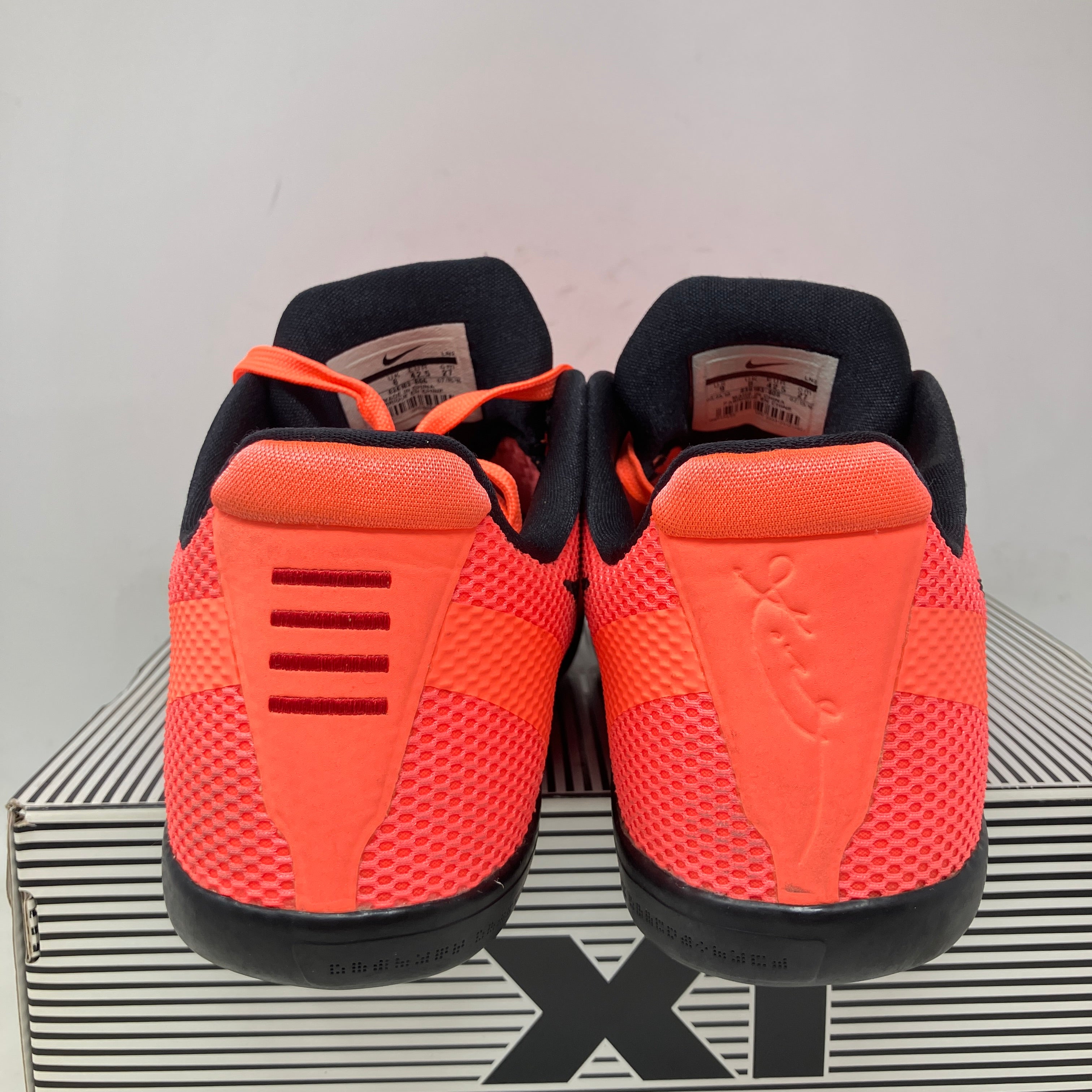 Nike Kobe 11 EM Low Barcelona