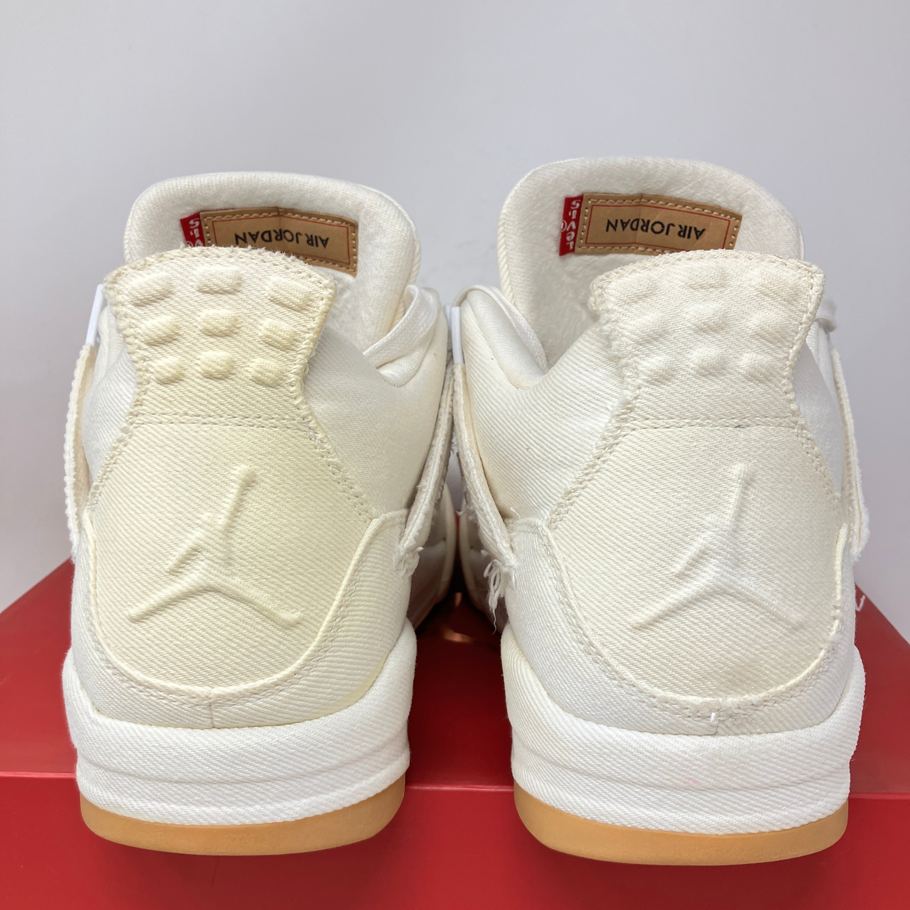 Jordan 4 Retro Levi's White (Blank Tag)