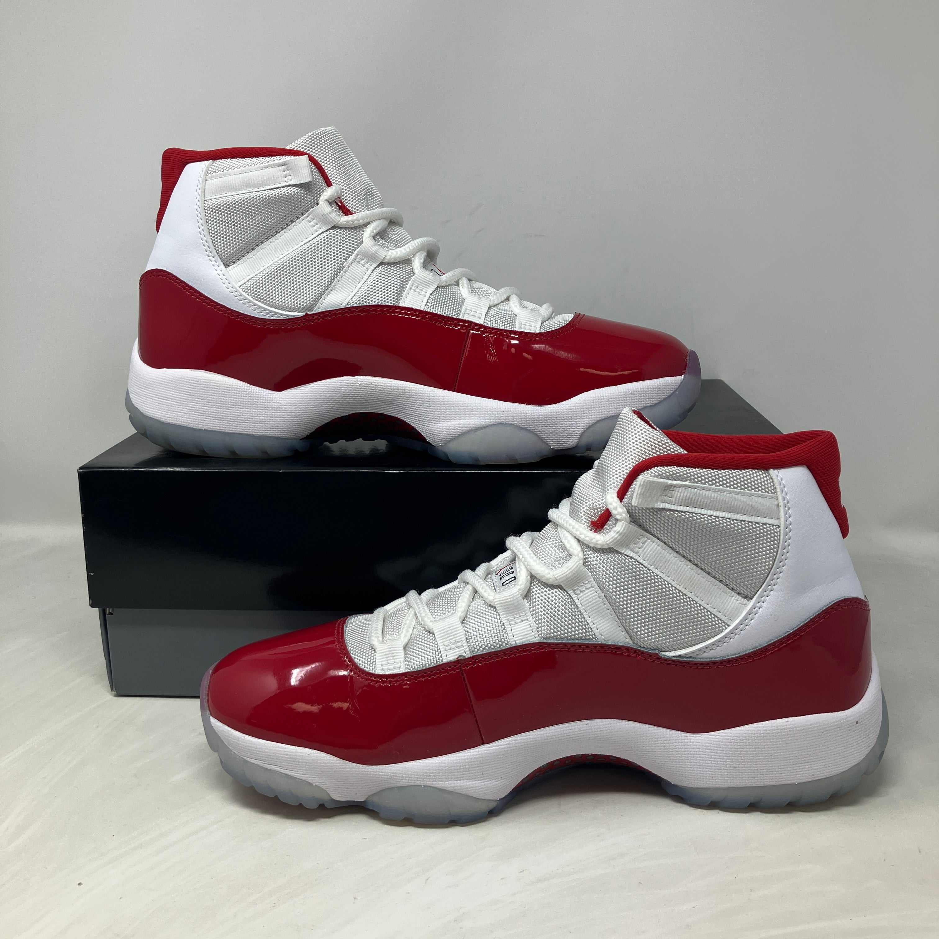 Jordan 11 Retro Cherry (2022)