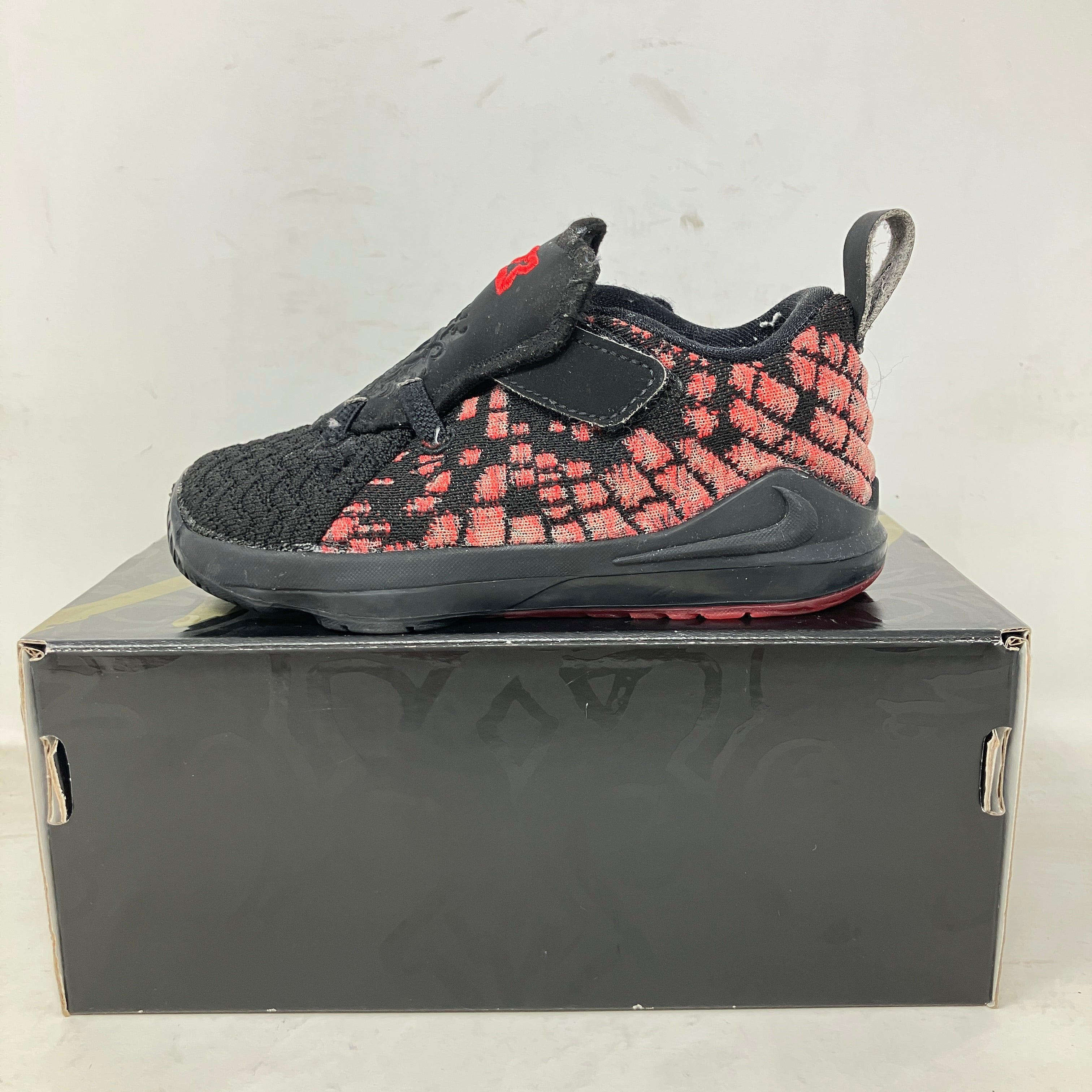 Nike LeBron 17 Infrared (TD)