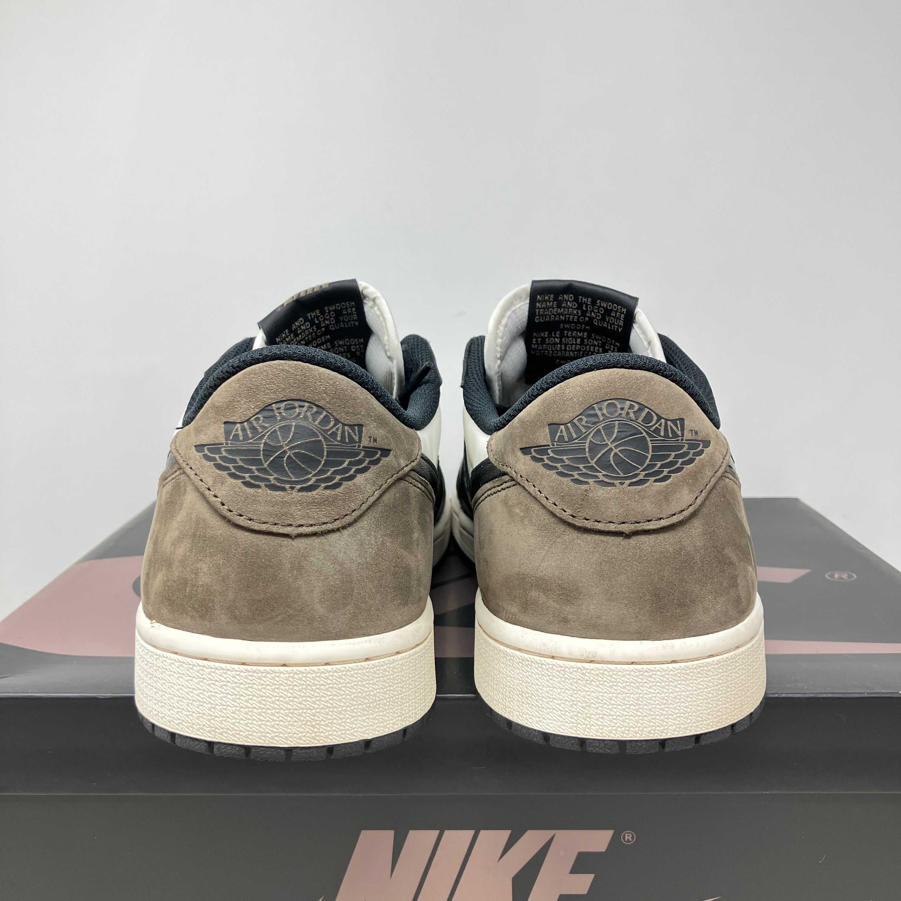 Jordan 1 Retro Low OG Mocha