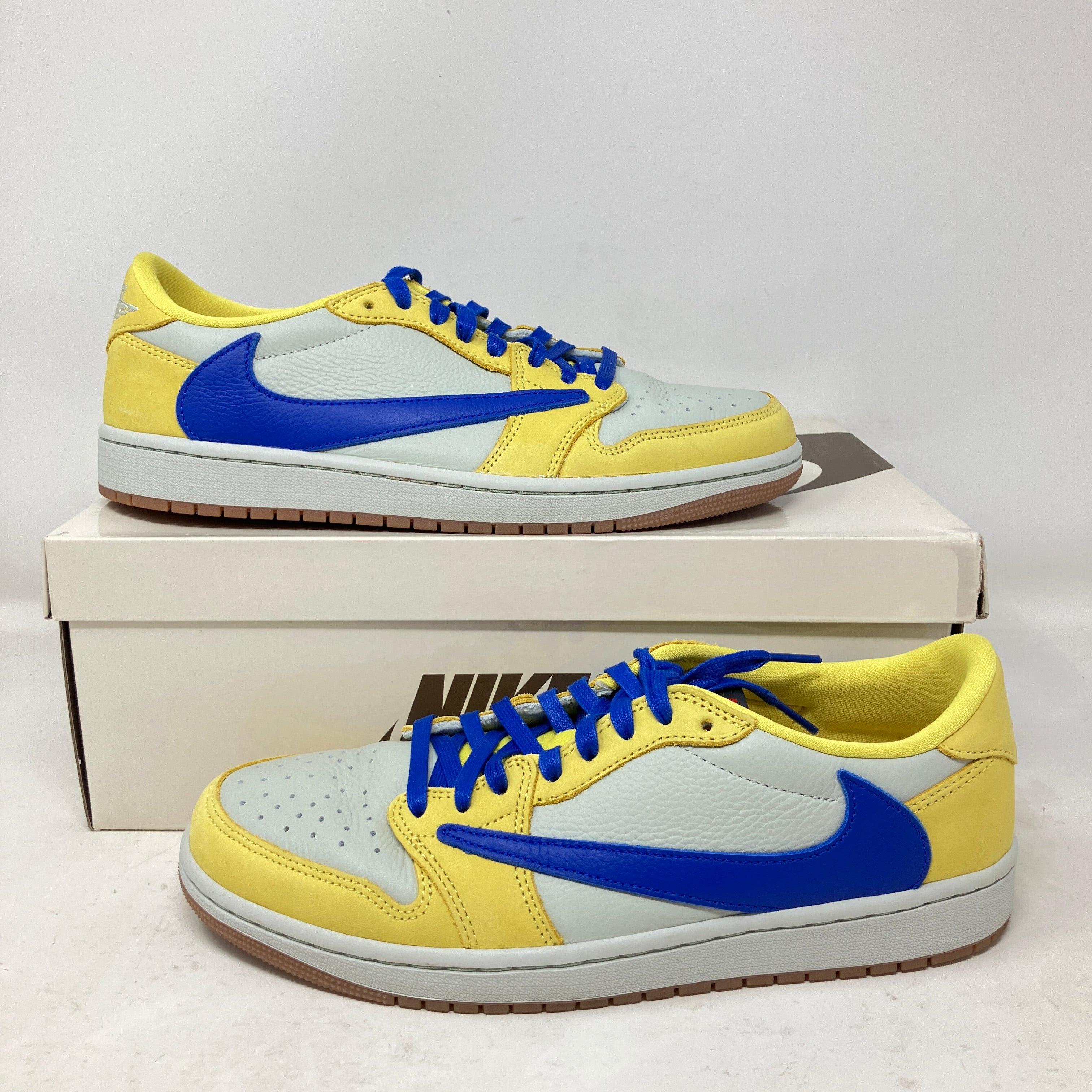 Jordan 1 Retro Low OG SP Travis Scott Canary (Women's)