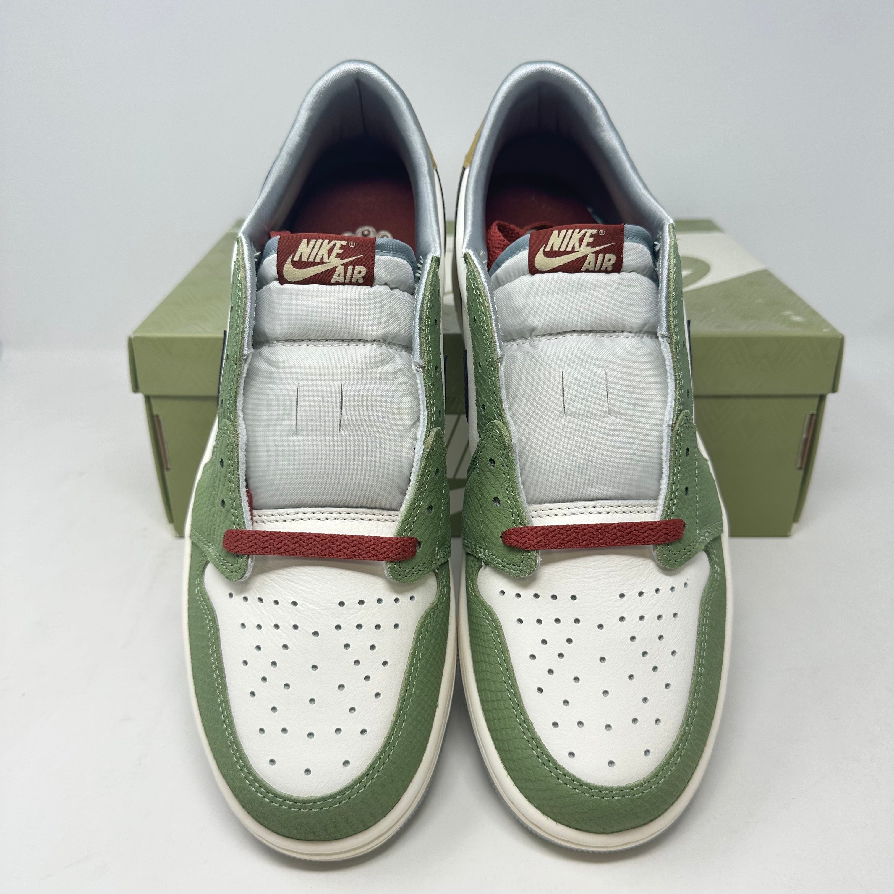Jordan 1 Retro Low OG Year of the Dragon (2024)