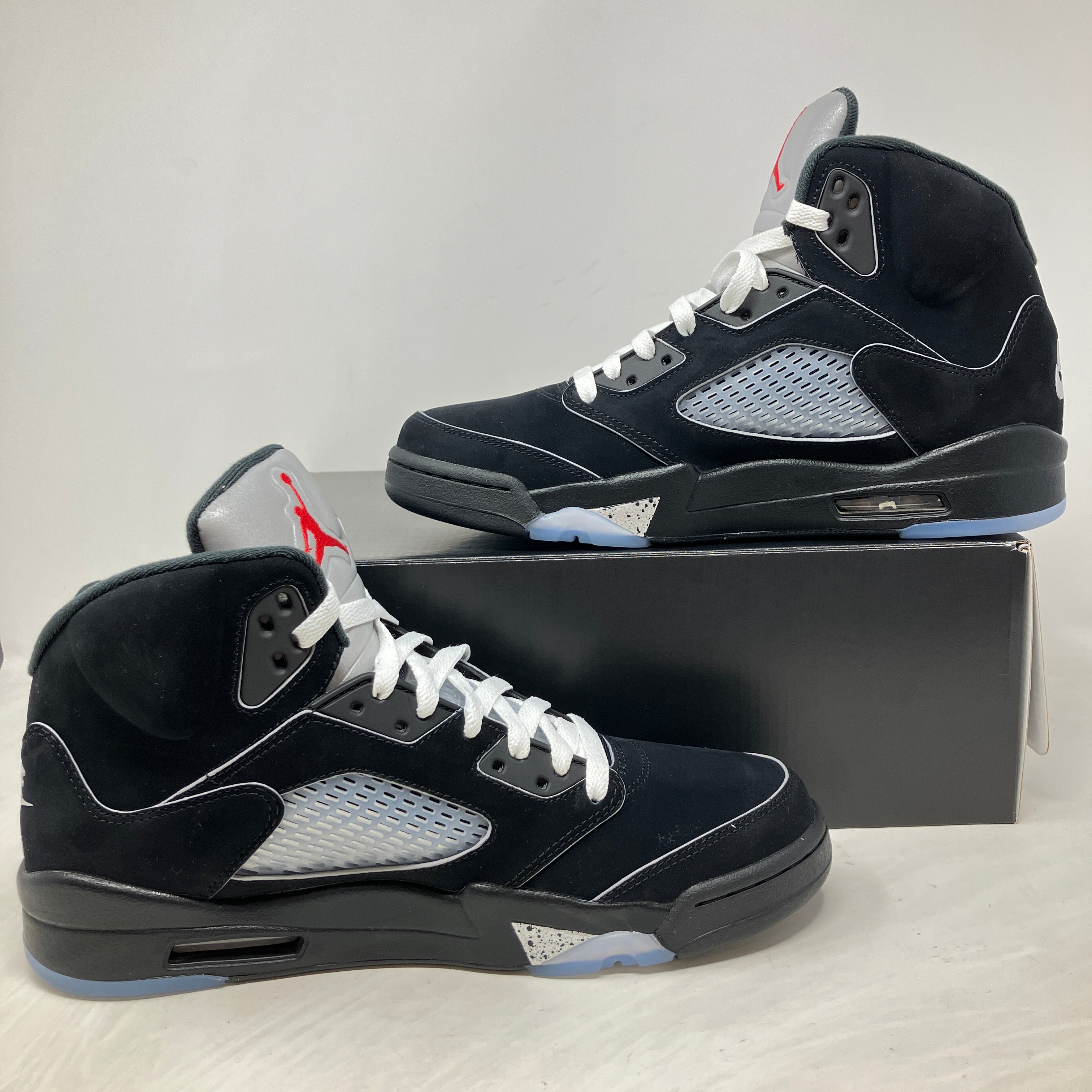 Jordan 5 Retro OG Black Metallic Reimagined