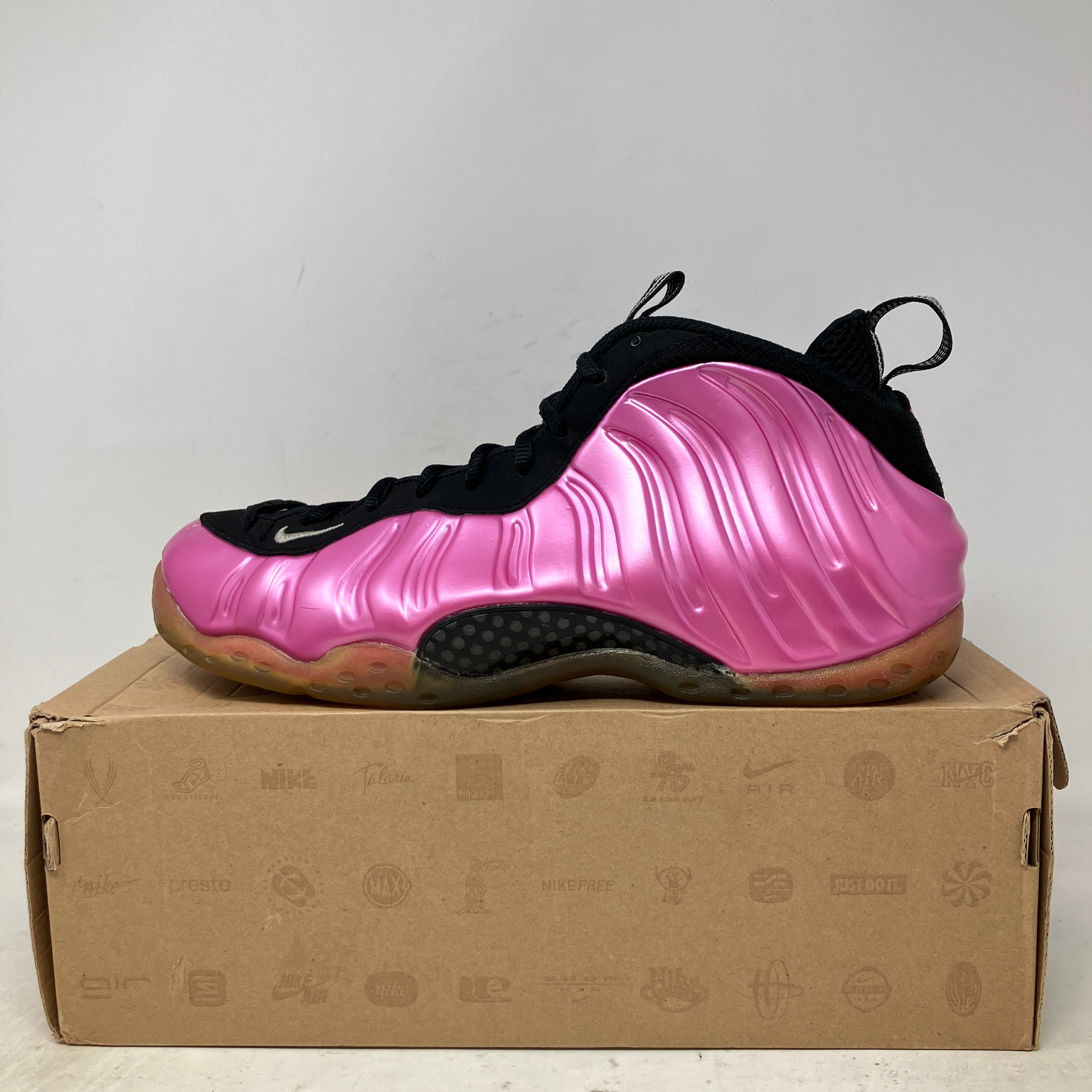 Nike Air Foamposite One Pearlized Pink