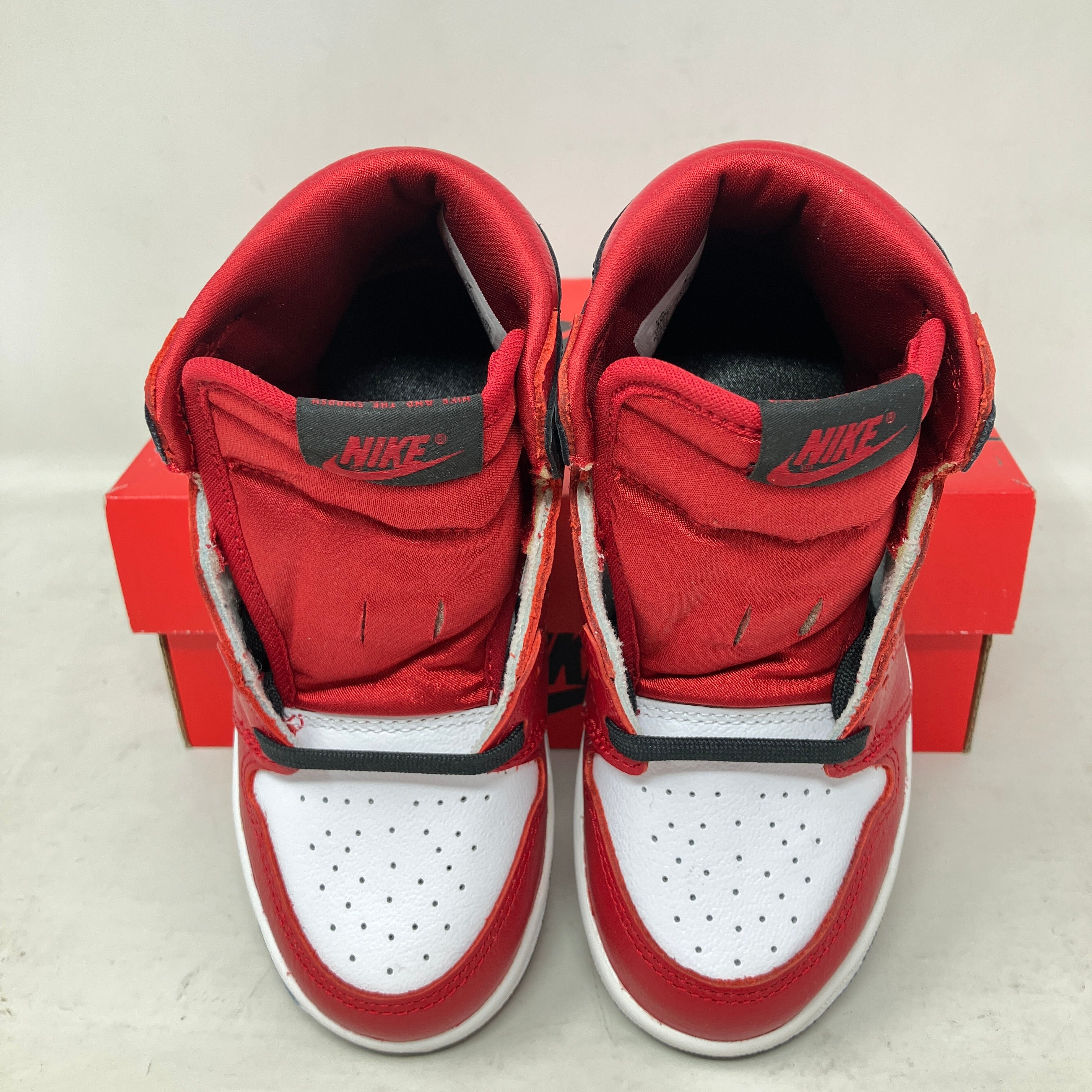 Jordan 1 Retro High Satin Snake Chicago (TD)(PS)