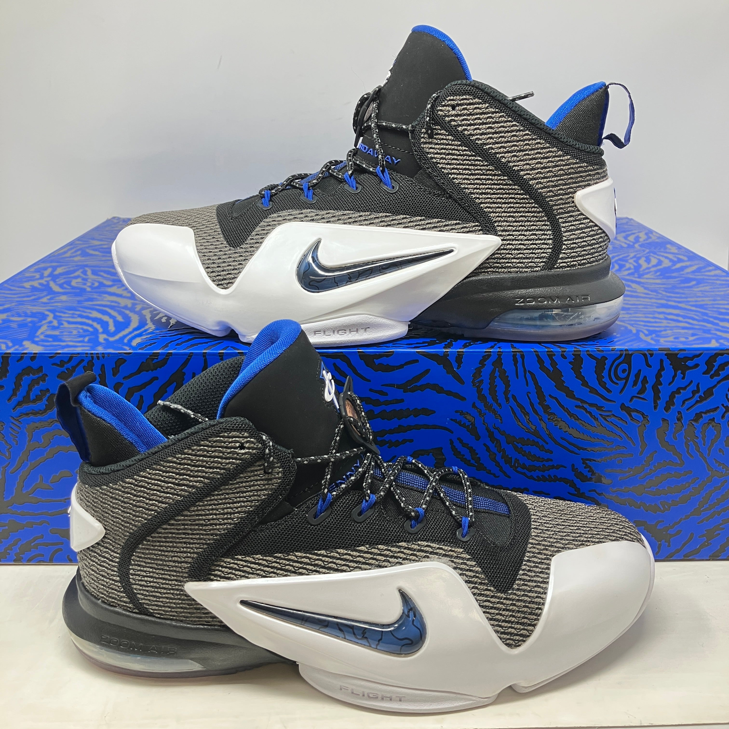 Nike Air Foamposite One & Nike Penny 6 Sharpie Pack