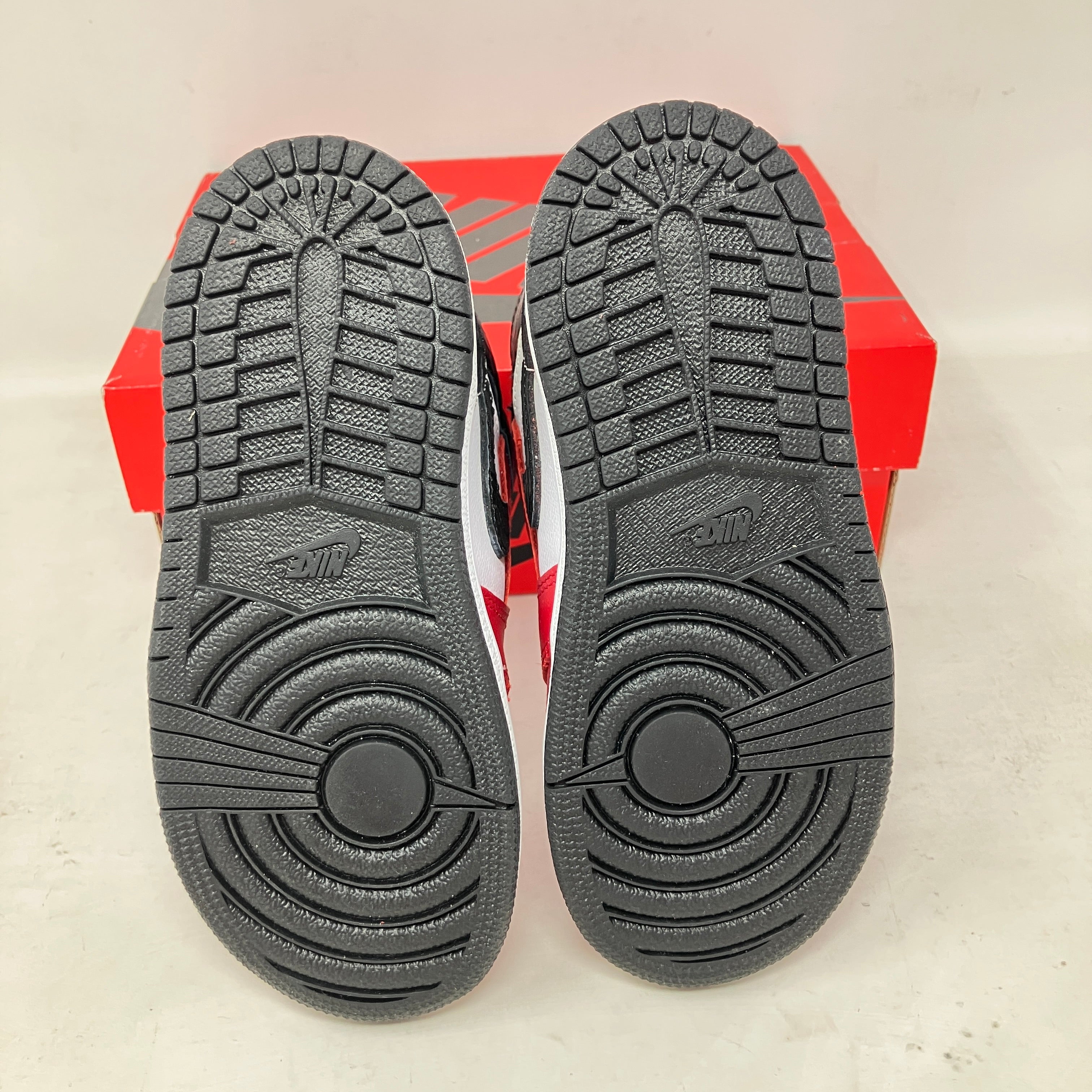 Jordan 1 Retro High Satin Snake Chicago (TD)(PS)