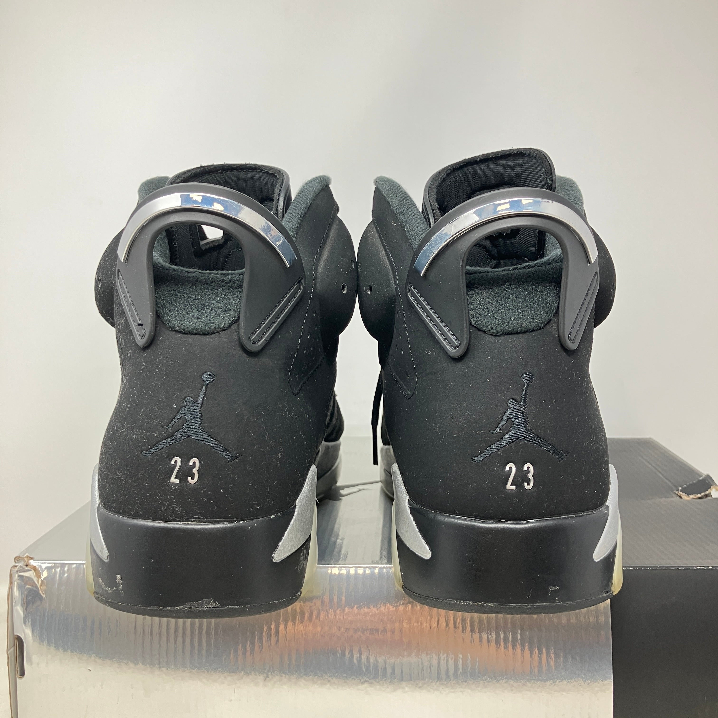 Jordan 6 Retro Chrome