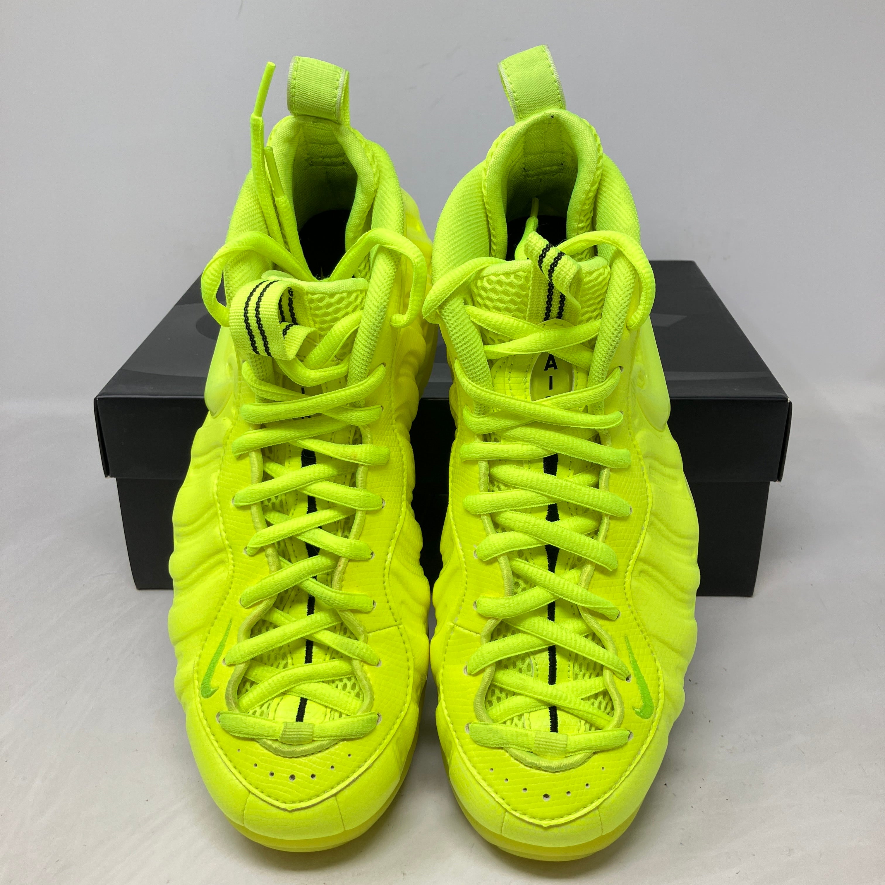 Nike Air Foamposite Pro Volt