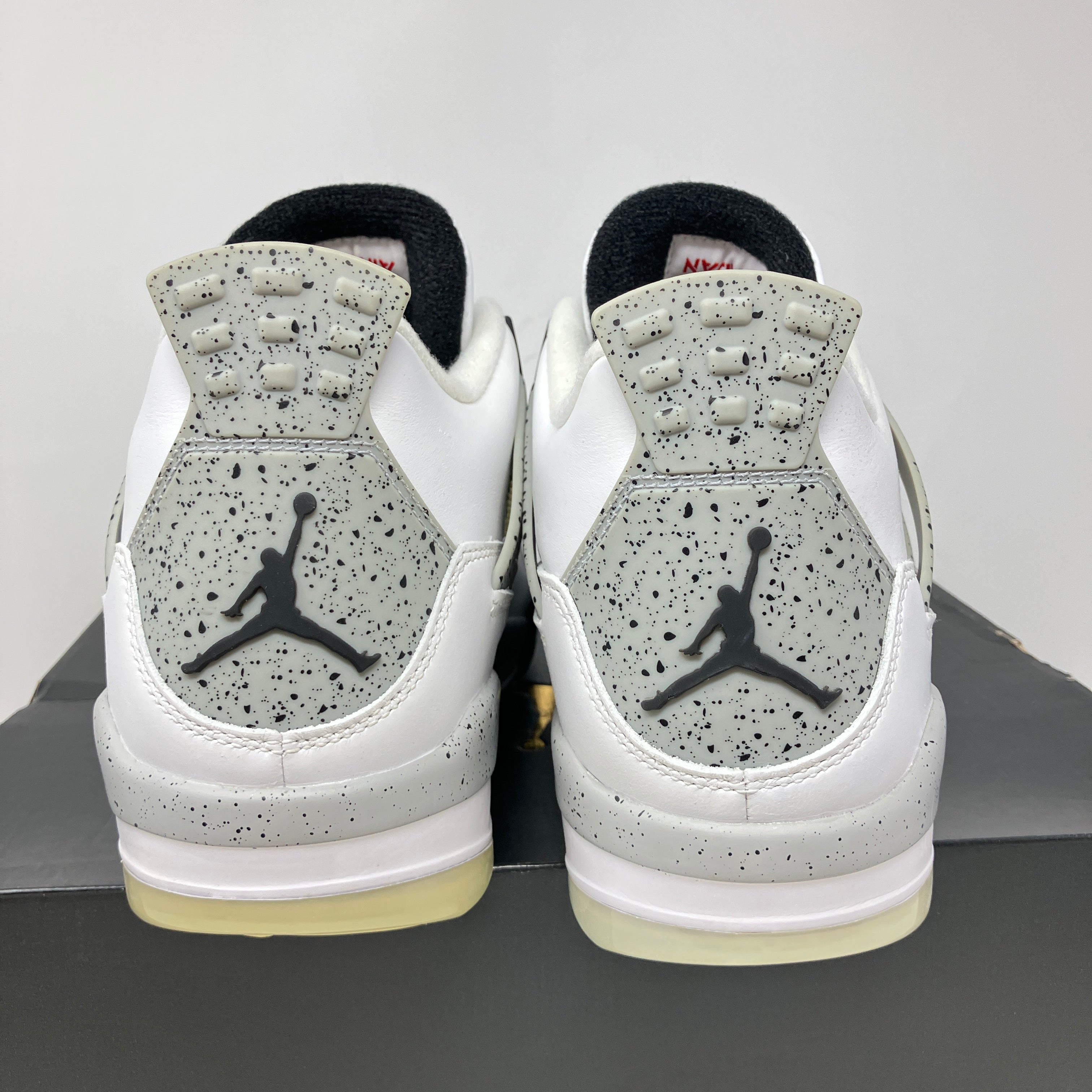 Jordan 4 Retro Golf White Cement
