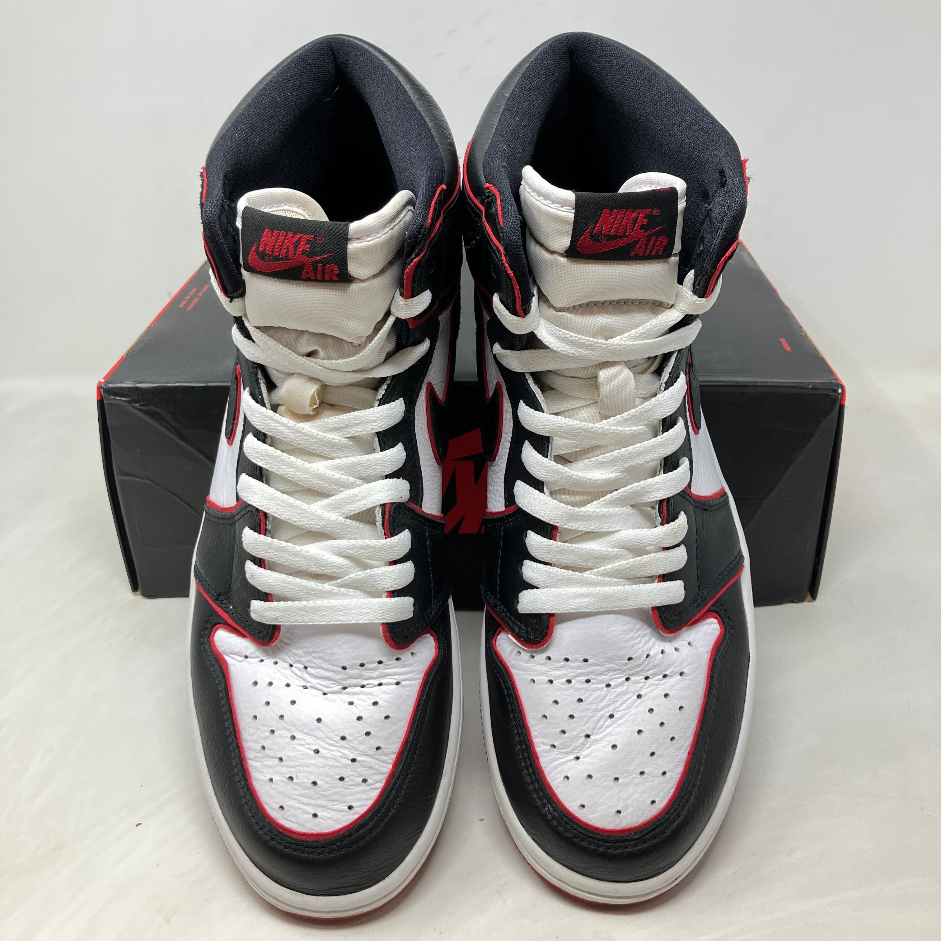 Jordan 1 Retro High Bloodline