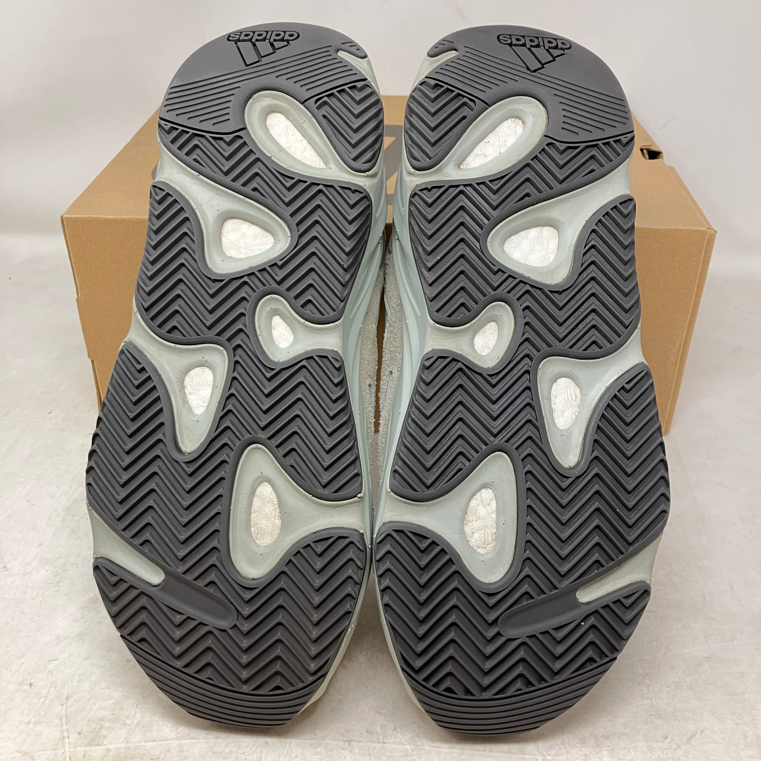 adidas Yeezy Boost 700 Salt