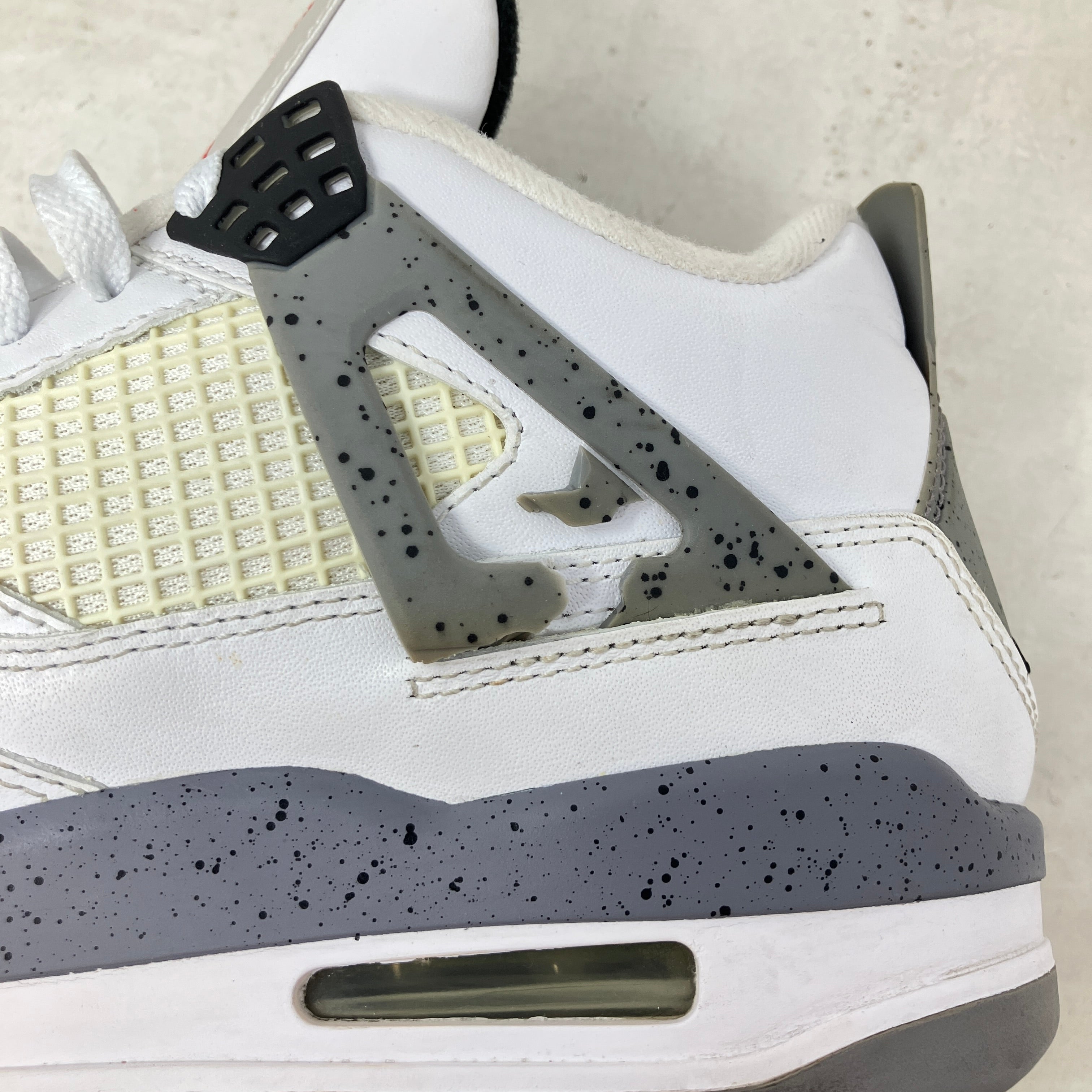 Jordan 4 Retro White Cement (2012)