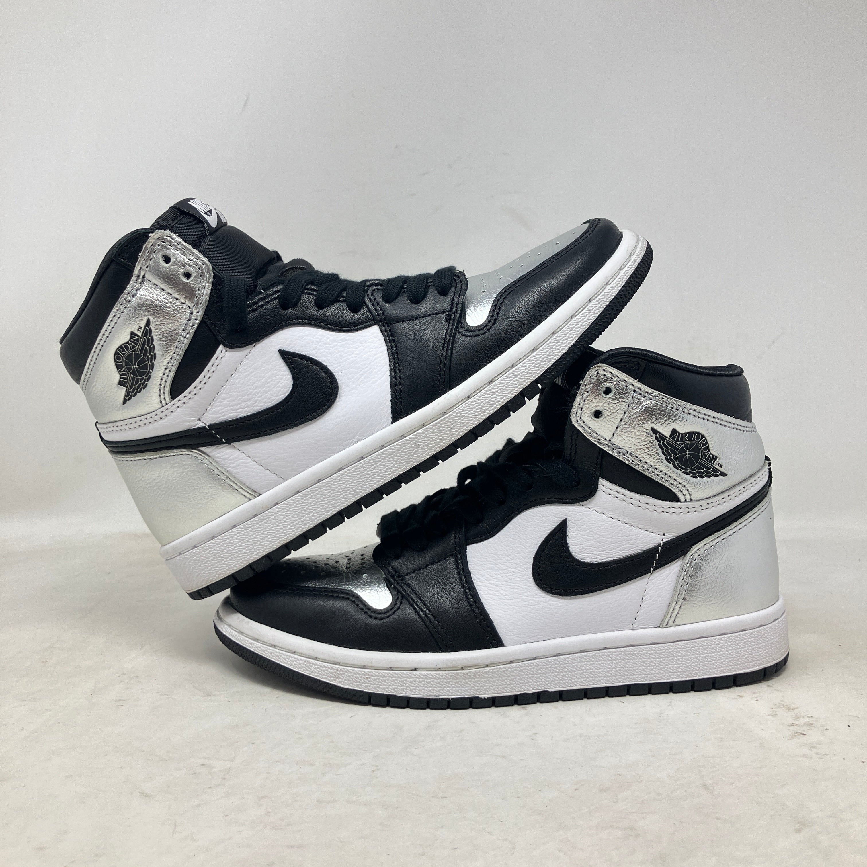 Jordan 1 Retro High Silver Toe (Women's)
