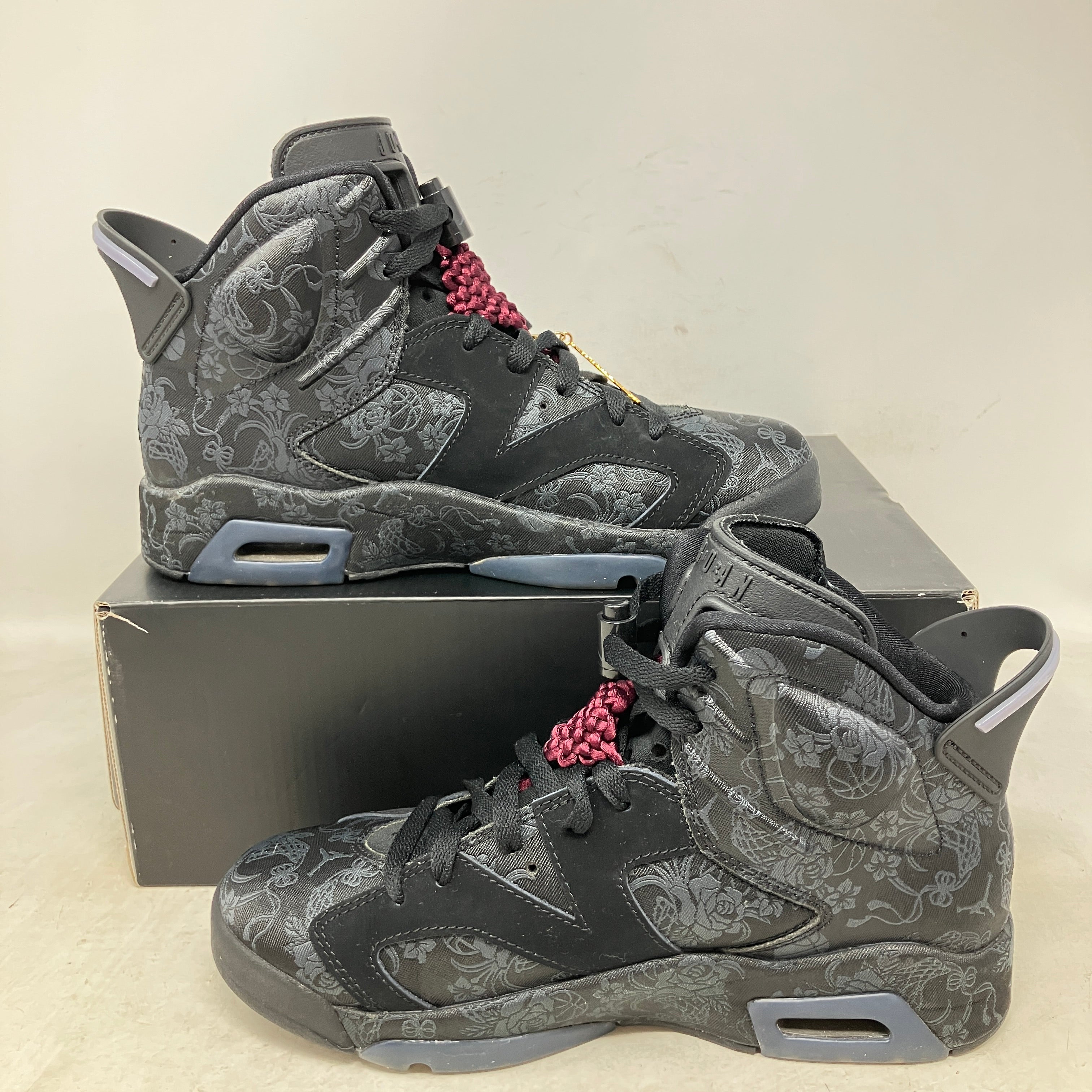 Jordan 6 Retro SD Triple Black (Women's)