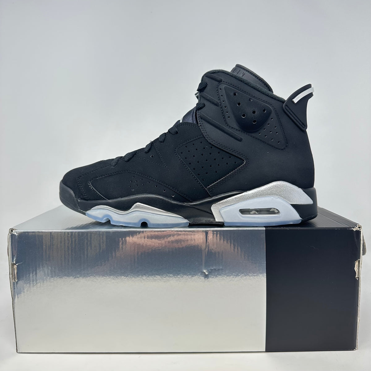 Jordan 6 Retro Chrome Metallic Silver