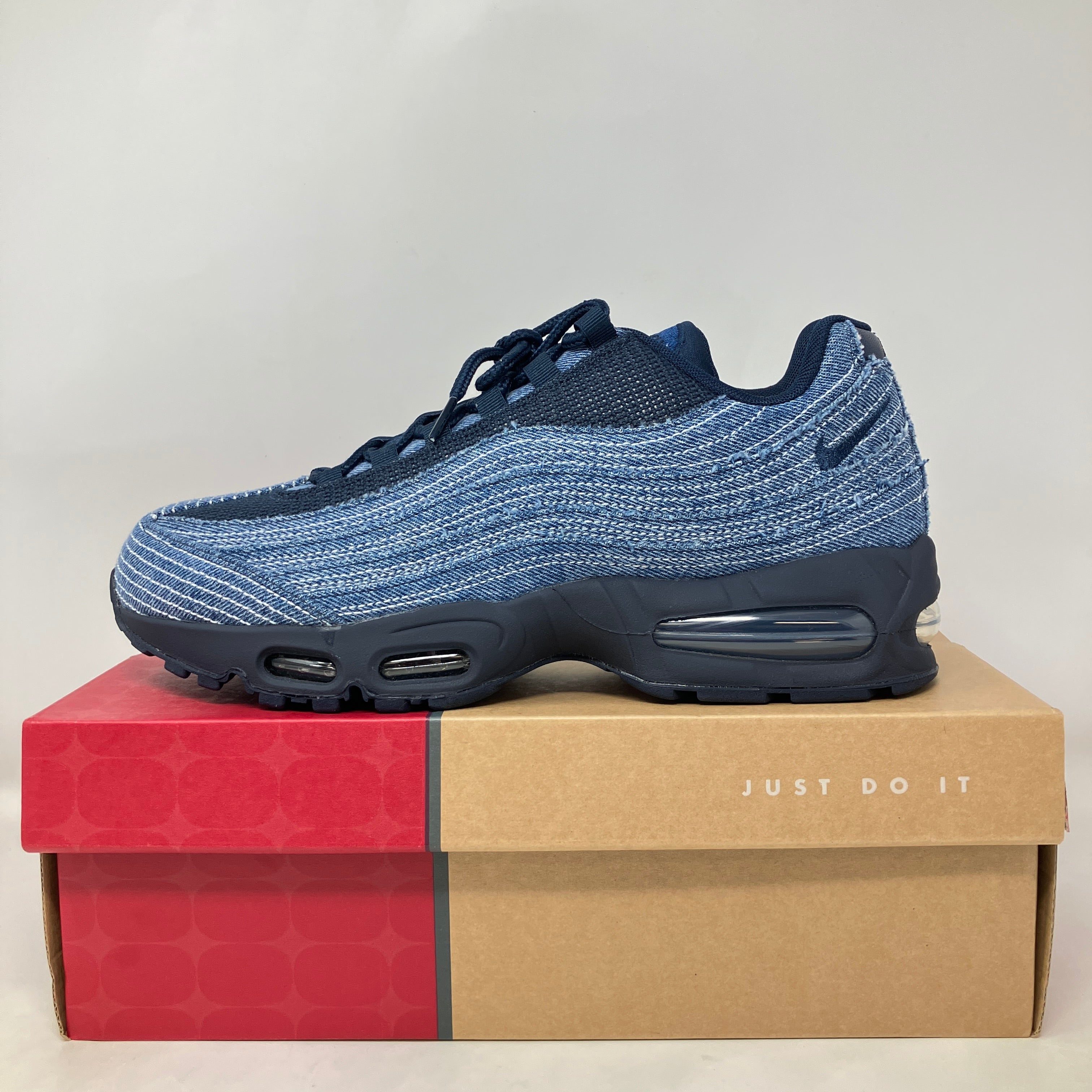 Nike Air Max 95 OG Levis Obsidian