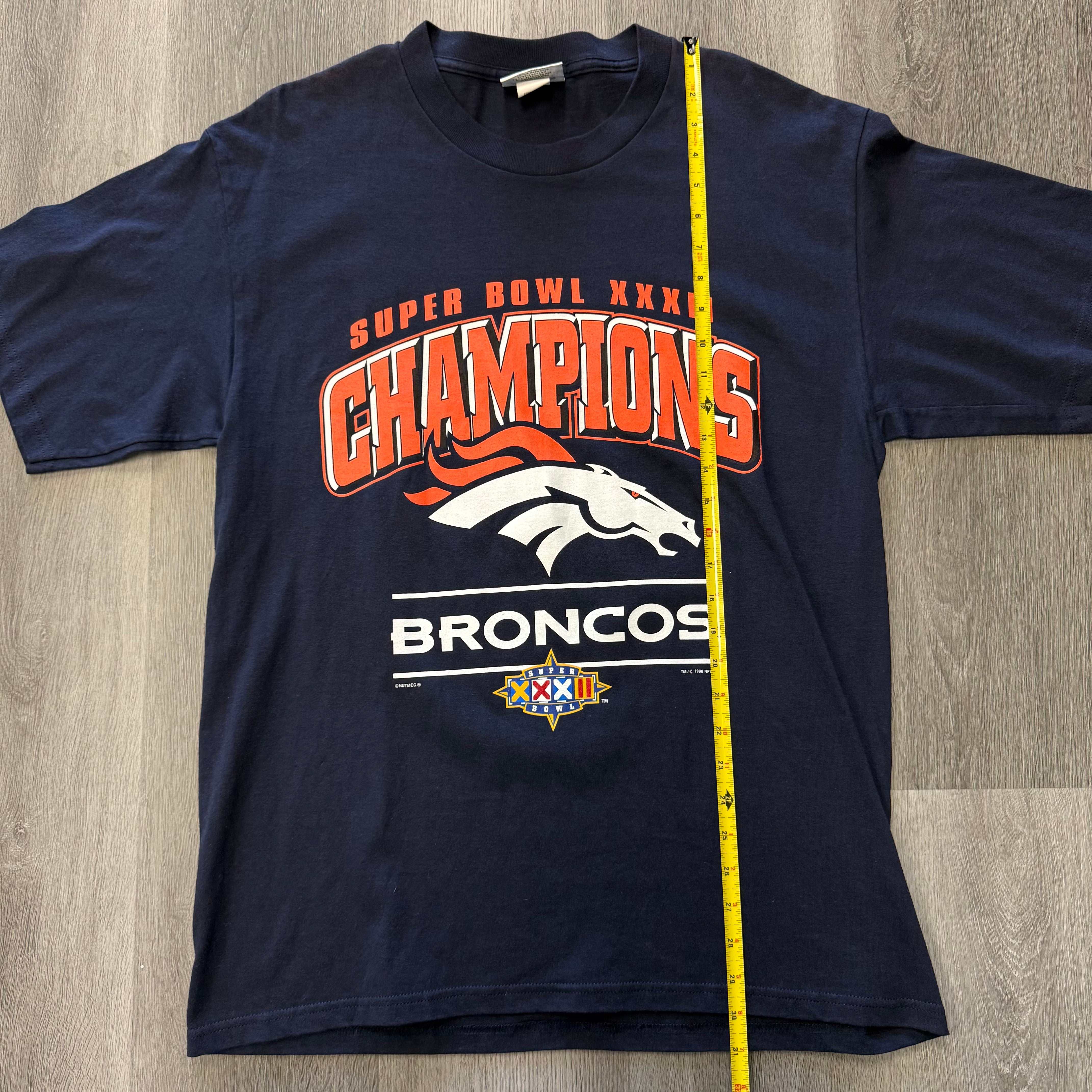 Vintage 1998 Lee Sport Bronco Super Bowl 32 Champions tee