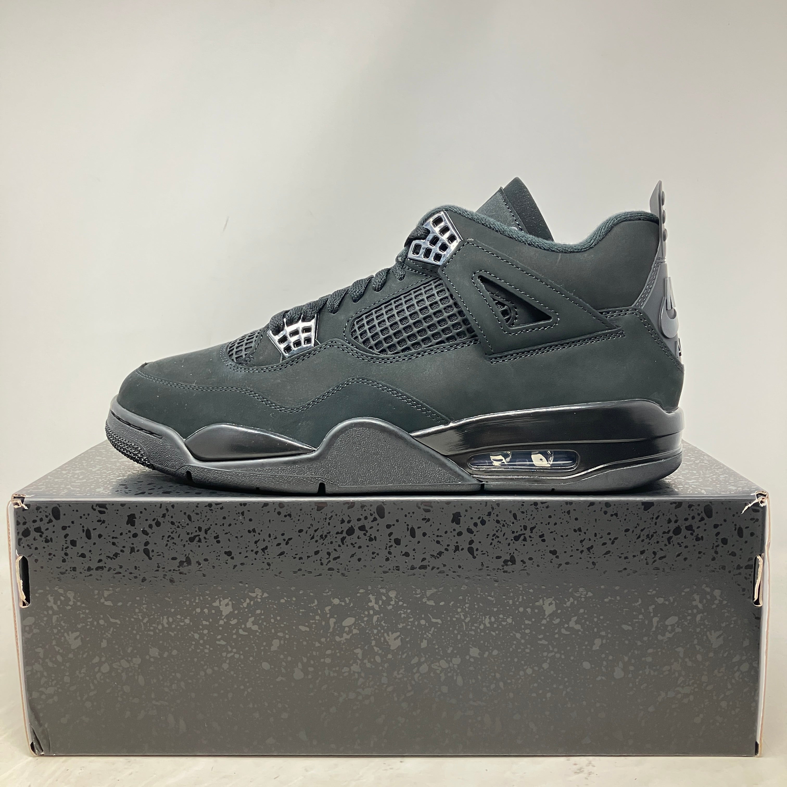 Jordan 4 Retro Black Cat (2025)