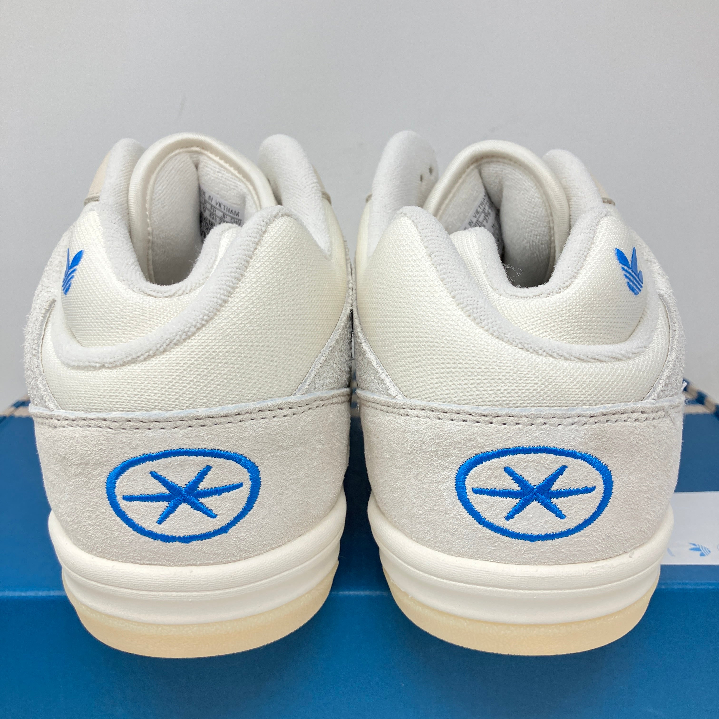 adidas BadBo 1.0 Bad Bunny Resilience