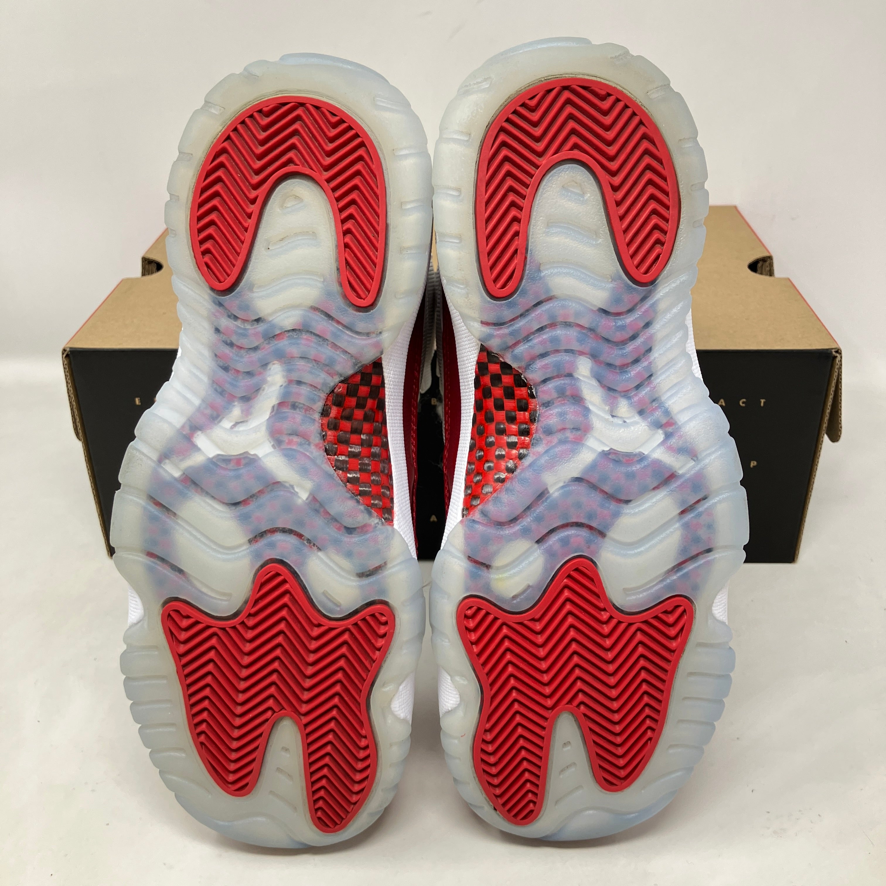 Jordan 11 Retro Cherry (2022) (GS)