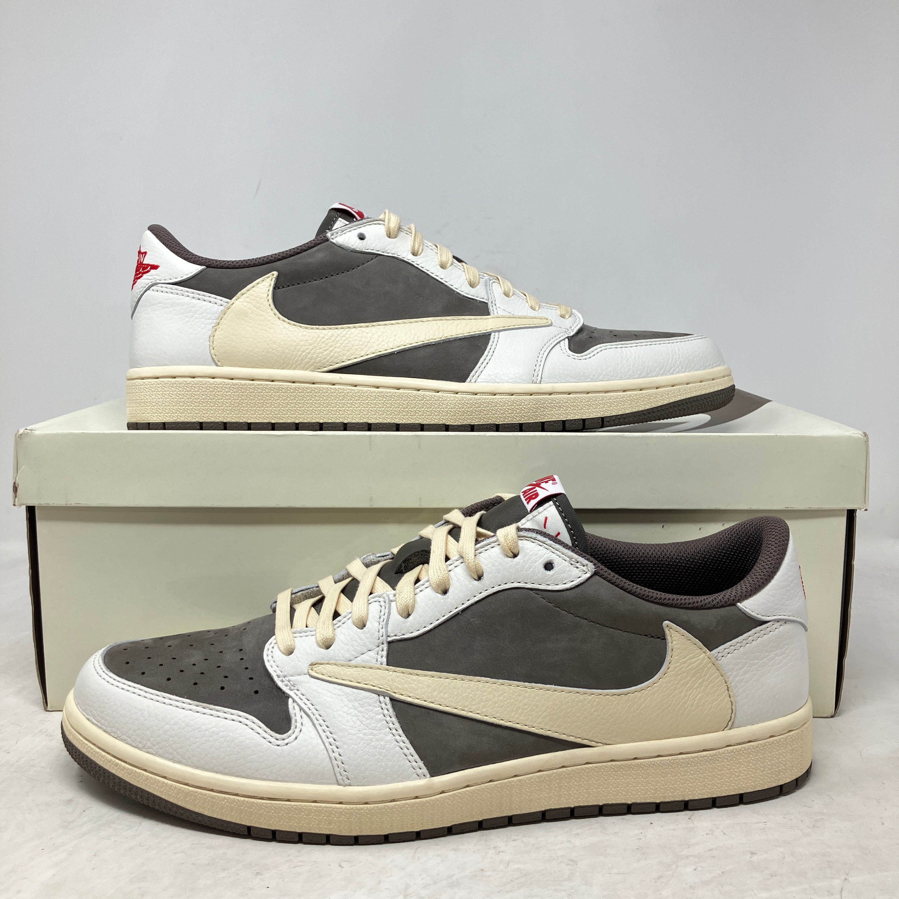 Jordan 1 Retro Low OG SP Travis Scott Reverse Mocha (Sample)