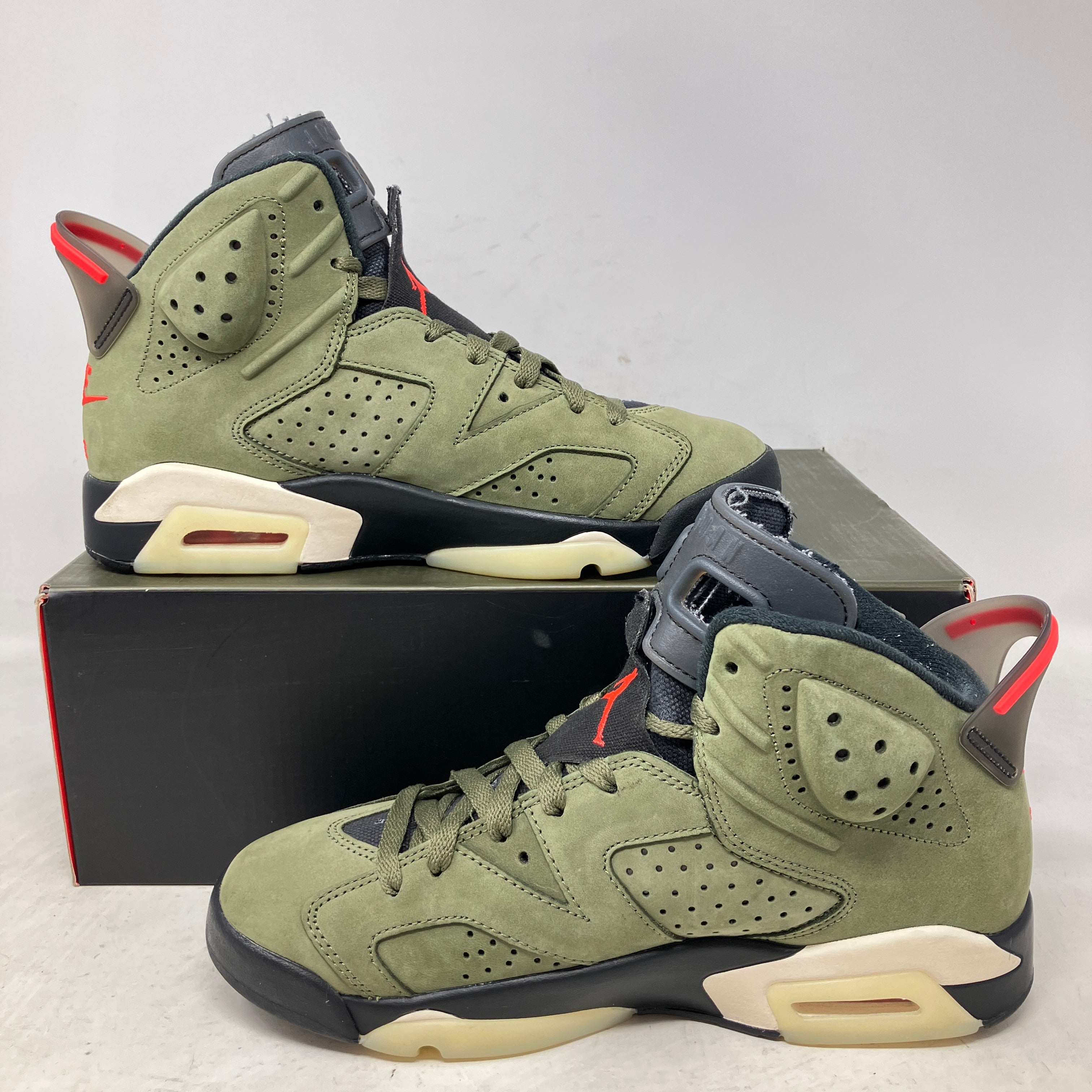 Jordan 6 Retro Travis Scott