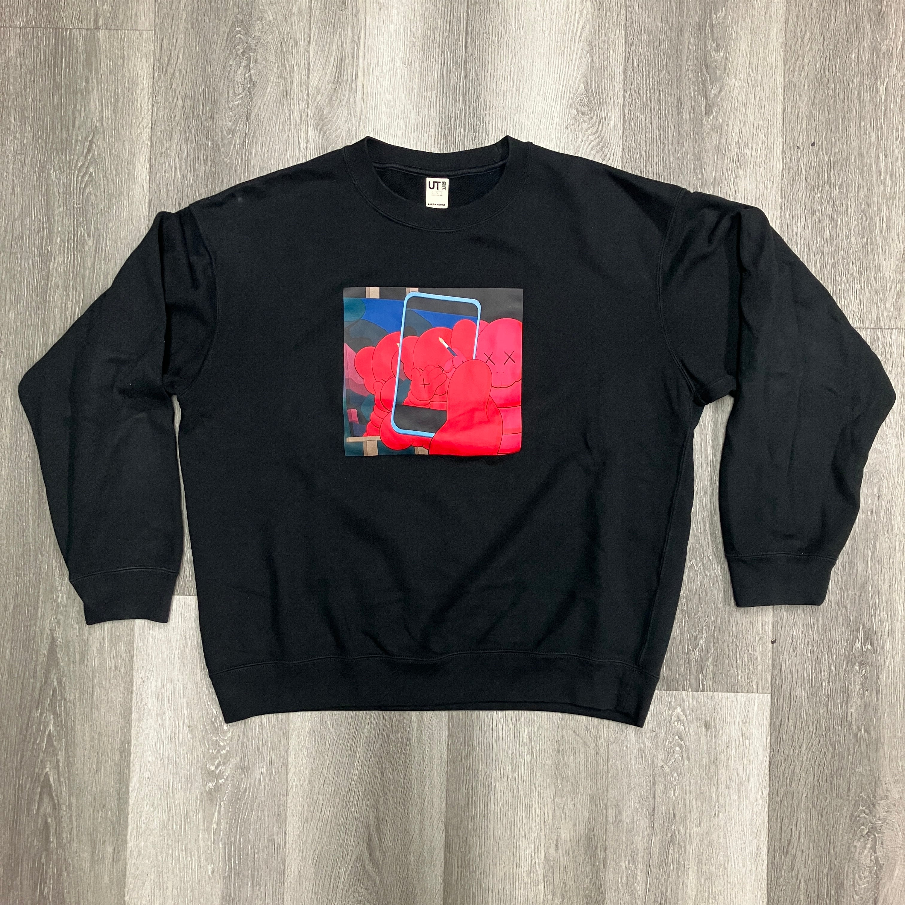 KAWS x Uniqlo Warhol Graphic 476119 Sweatshirt Black