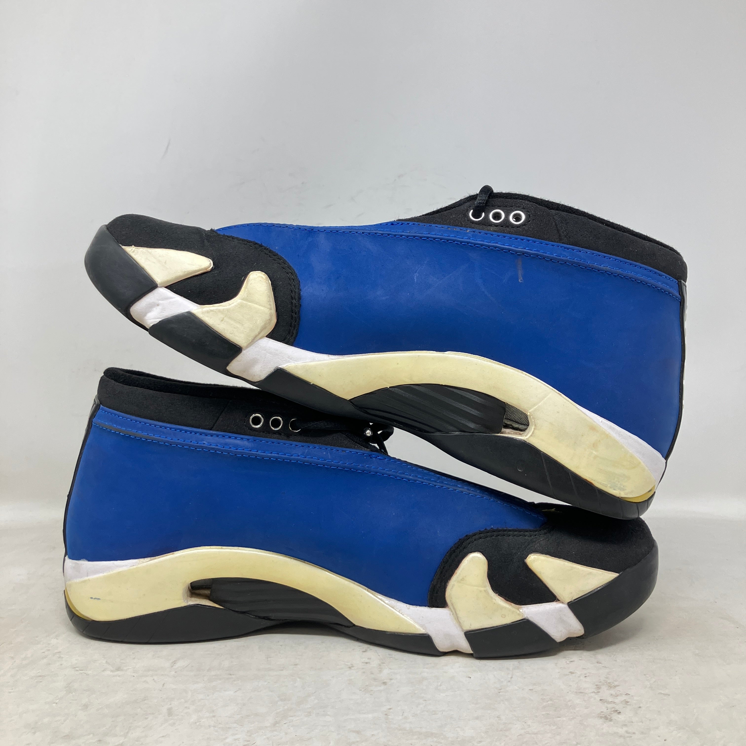 Jordan 14 Retro Low Laney (2015)