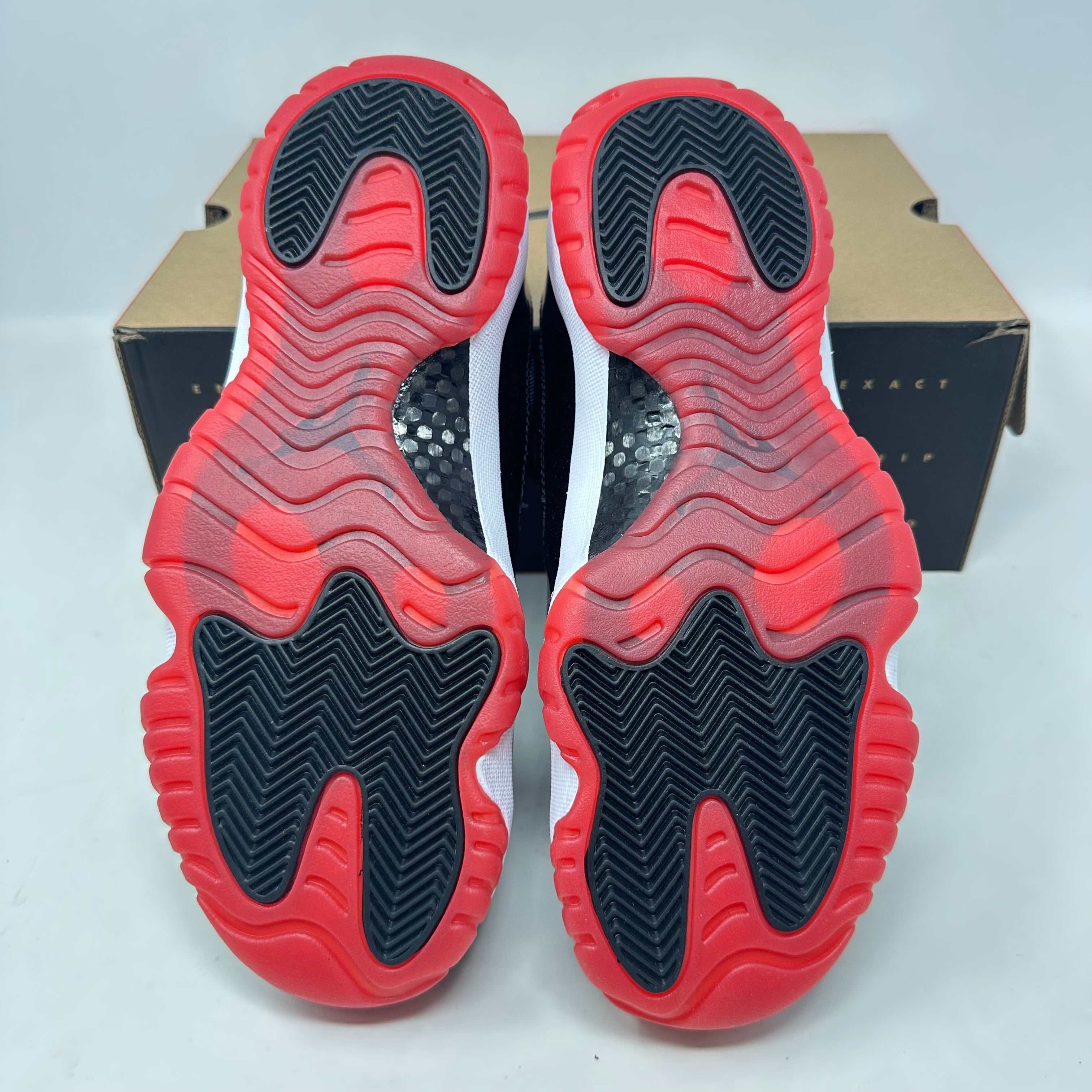 Jordan 11 Retro Low Bred (2025)