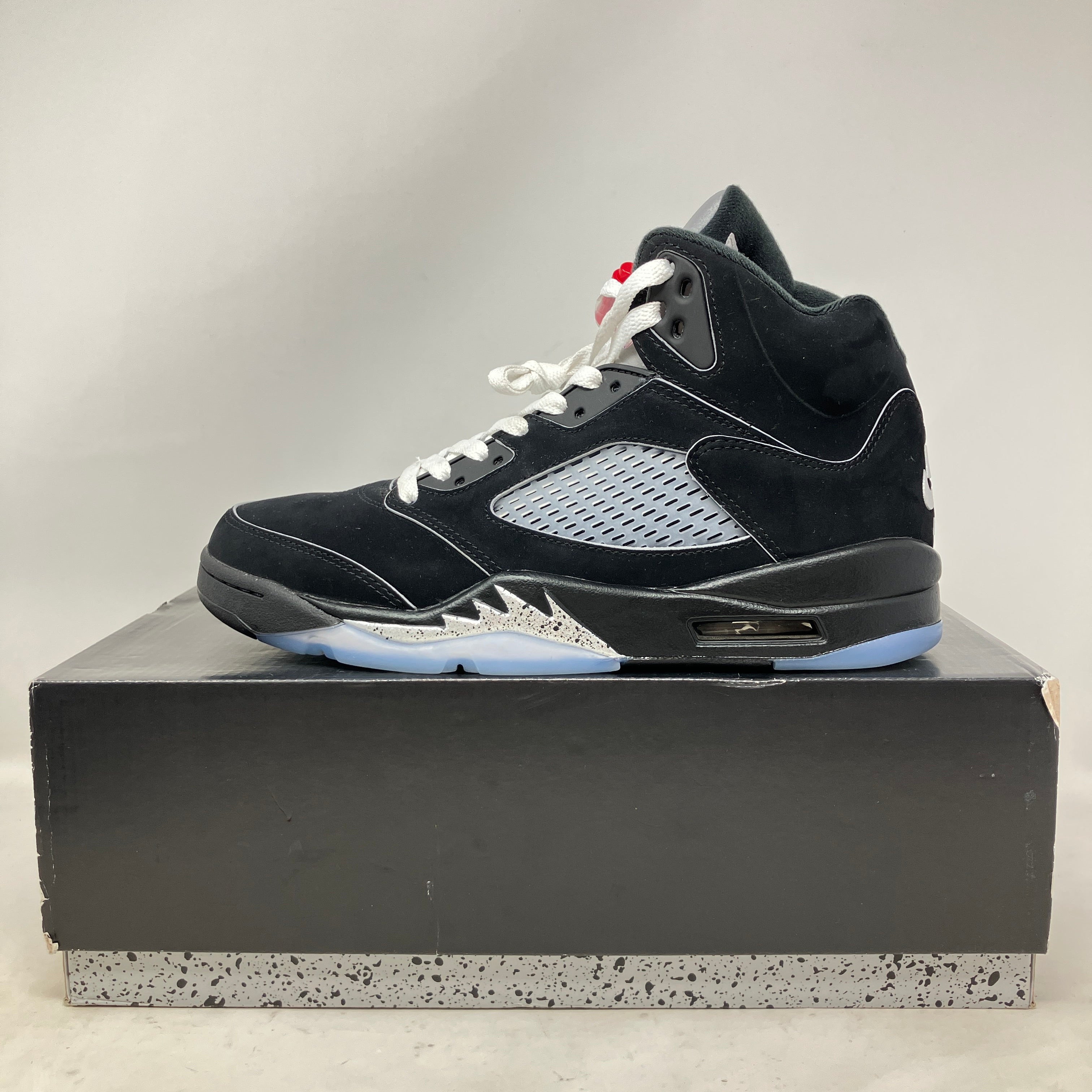 Jordan 5 Retro OG Black Metallic Reimagined