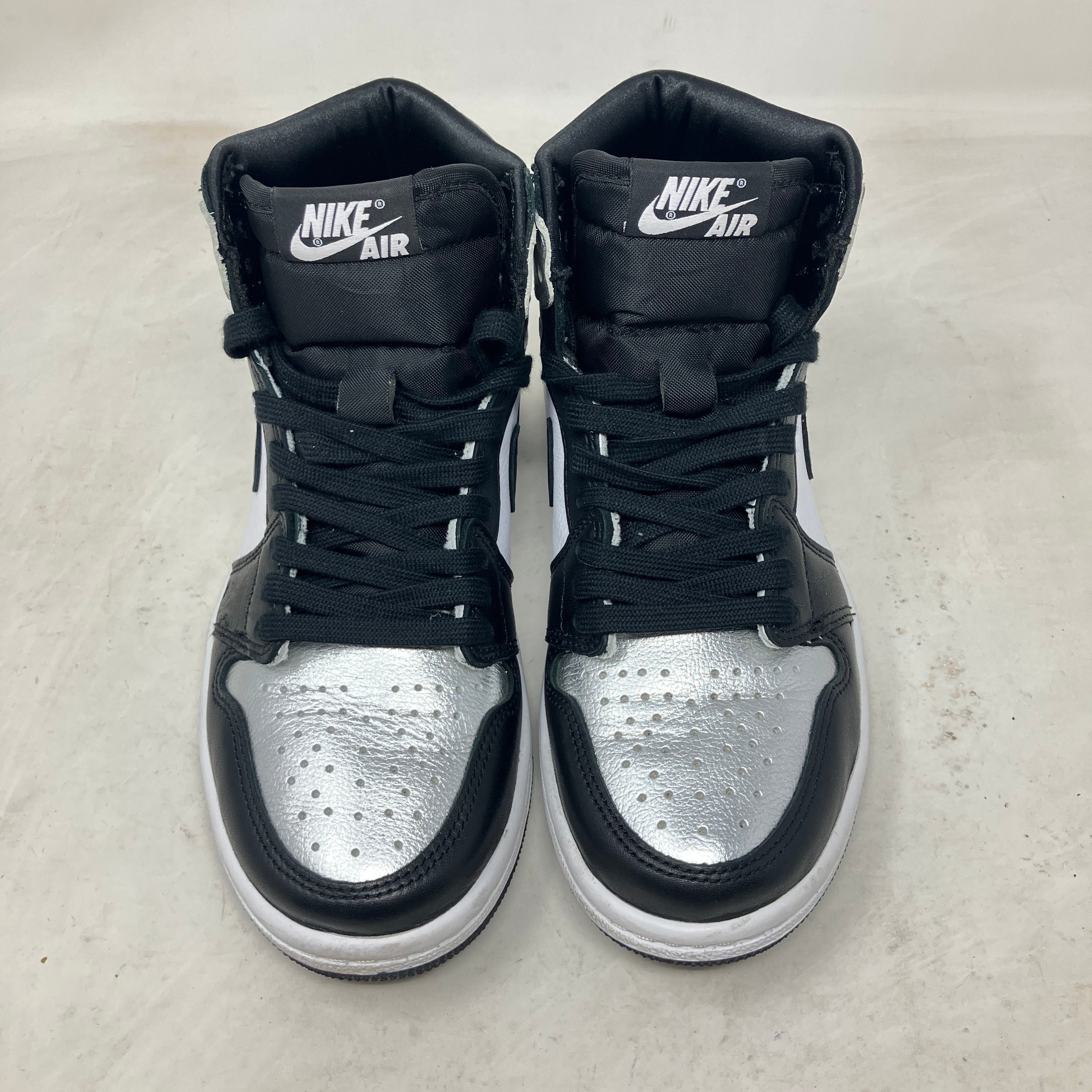 Jordan 1 Retro High Silver Toe (Women's)