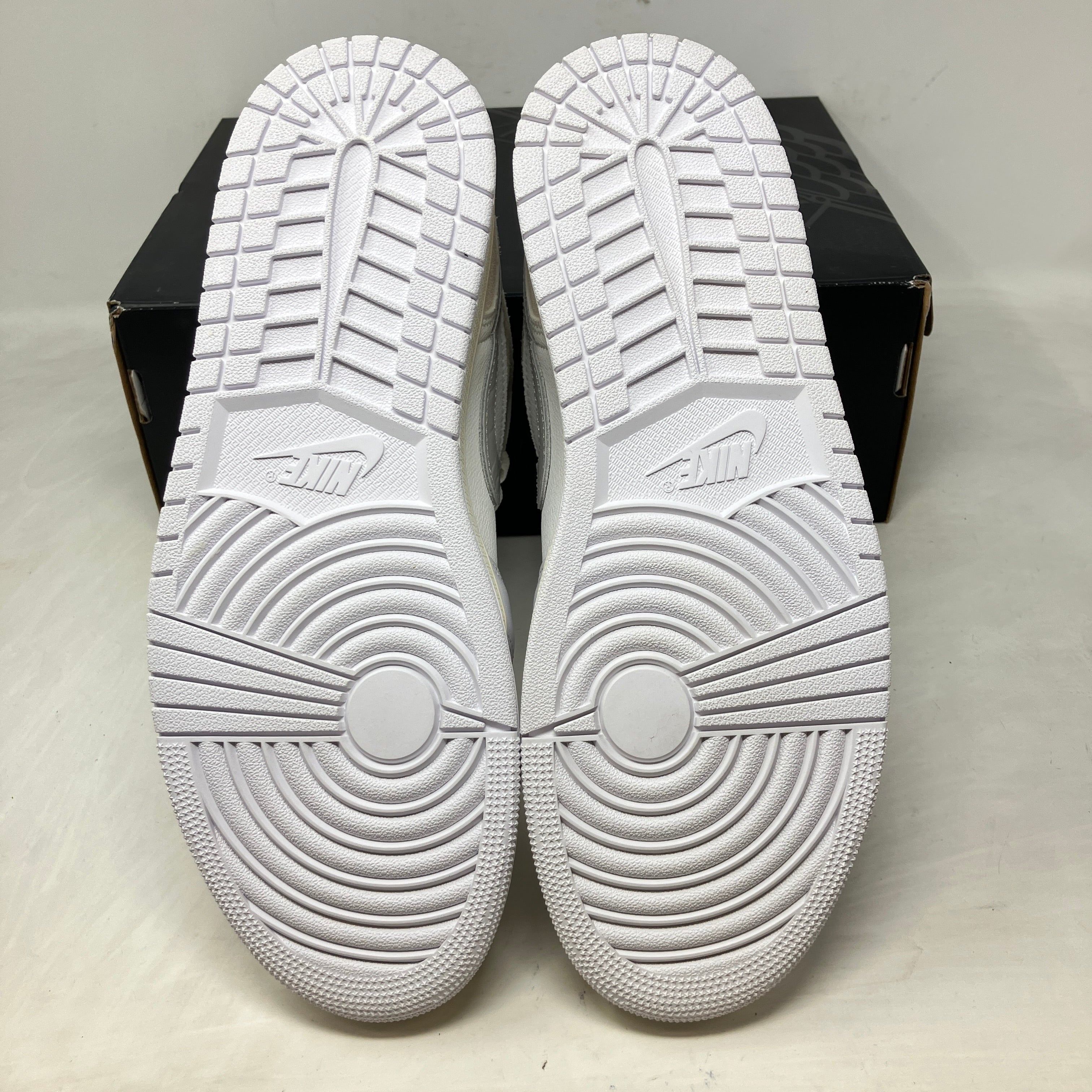 Jordan 1 Mid SE Craft Tech Grey