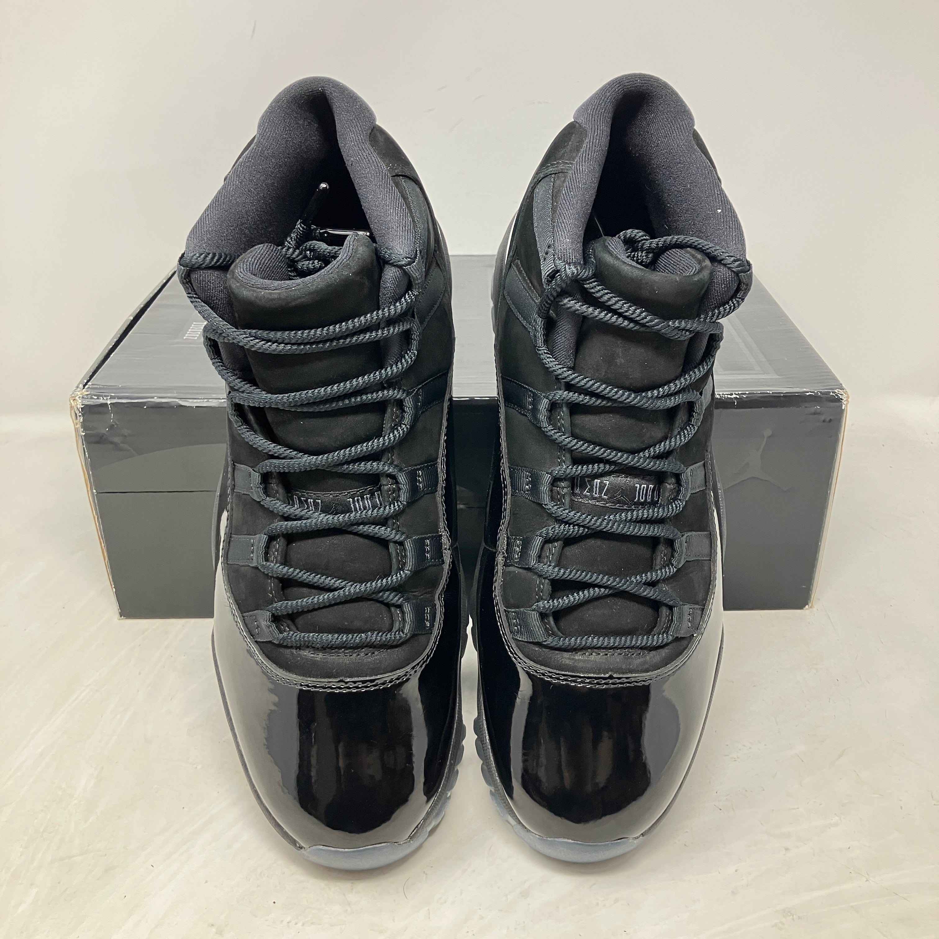 Jordan 11 Retro Cap and Gown