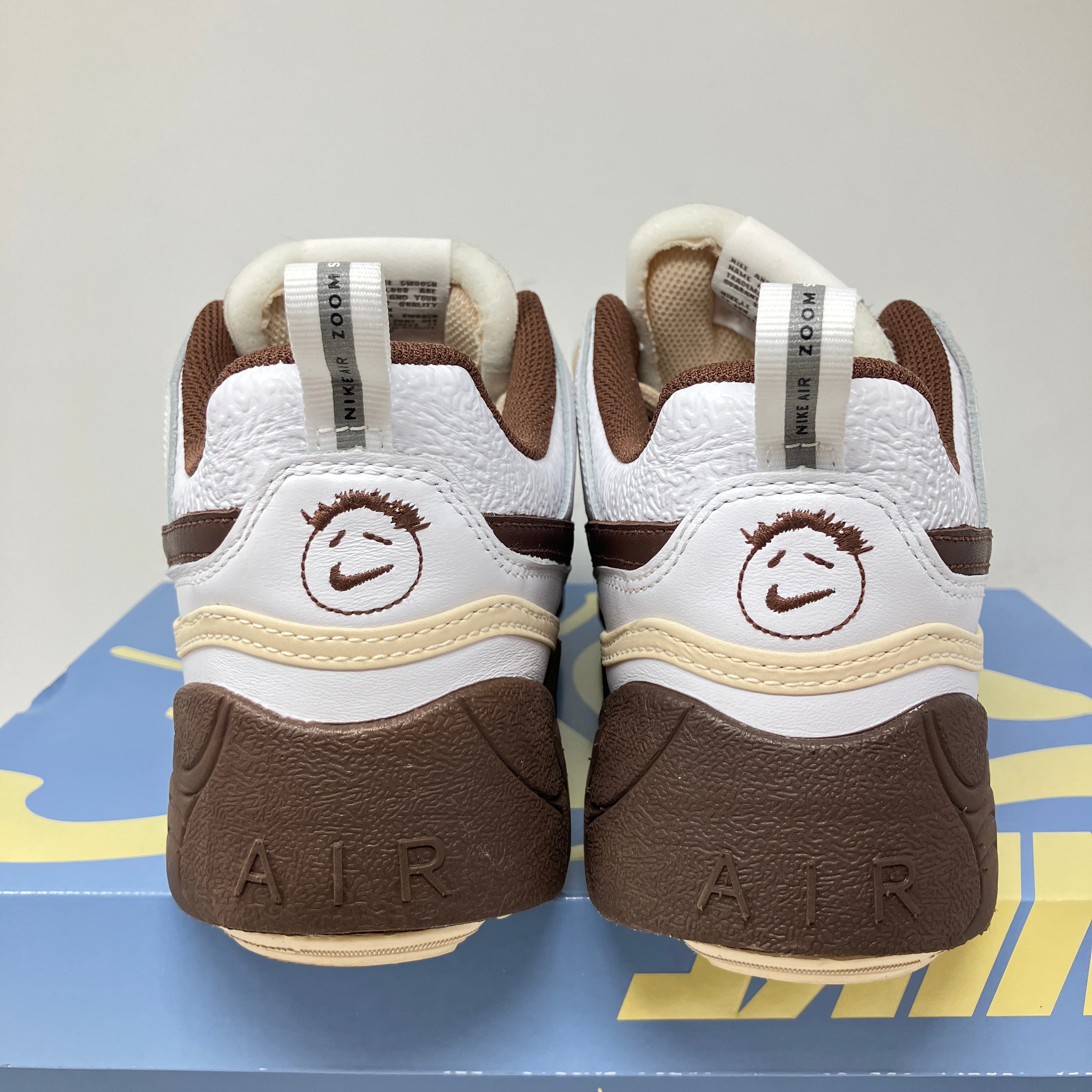 Nike Zoom Field Jaxx Travis Scott Light Chocolate