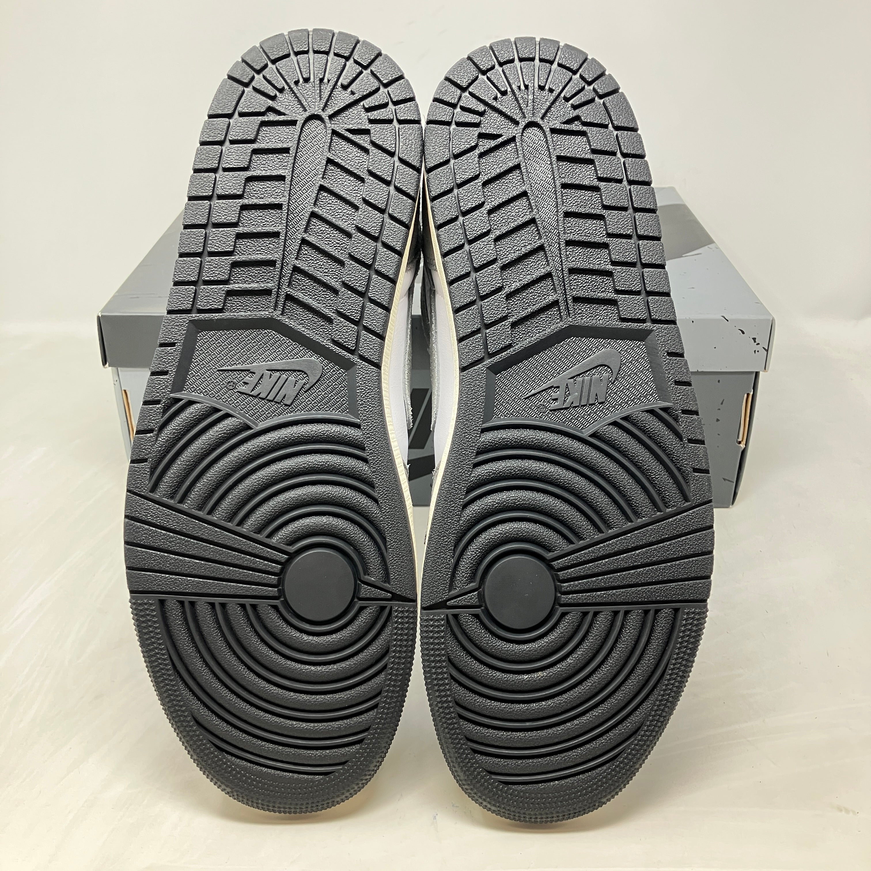 Jordan 1 Retro High OG Washed Black