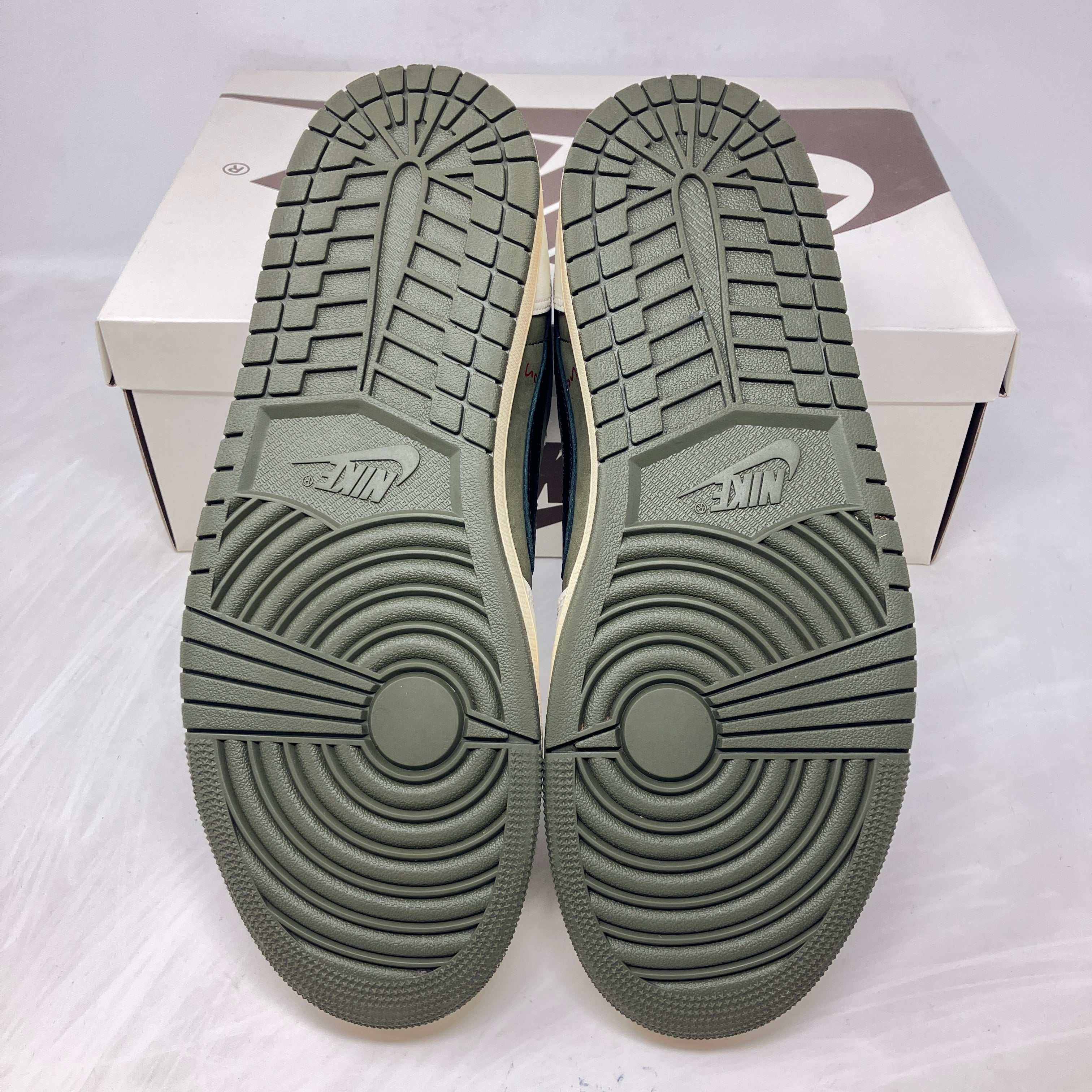 Jordan 1 Retro Low OG SP Travis Scott Medium Olive